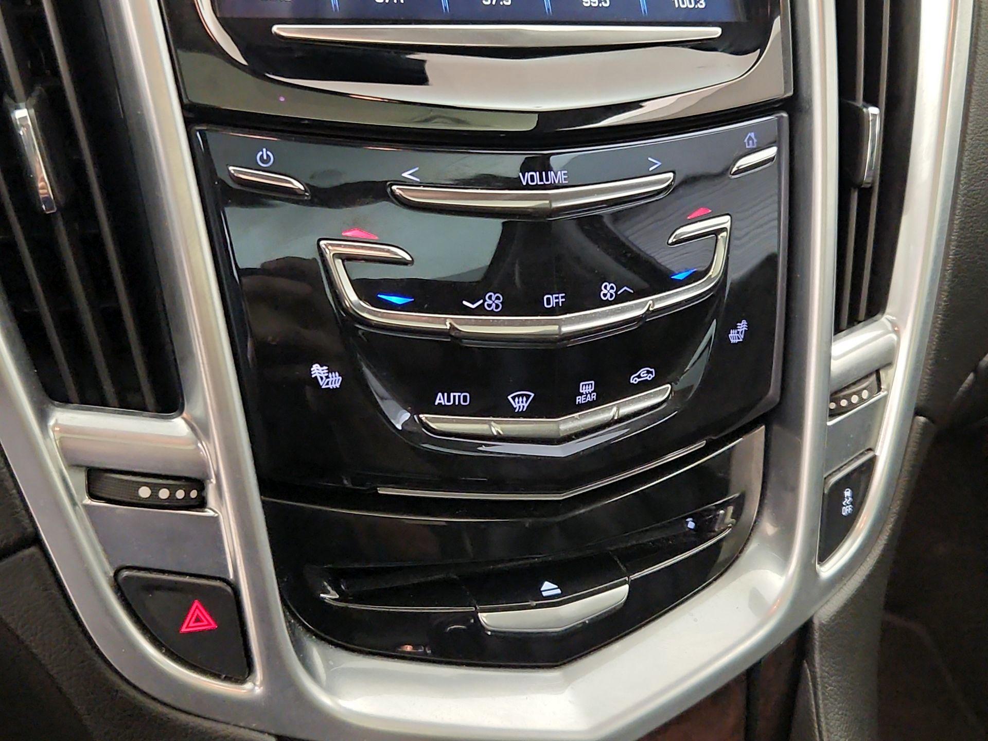 Thumbnail: 2015 Cadillac SRX - 16