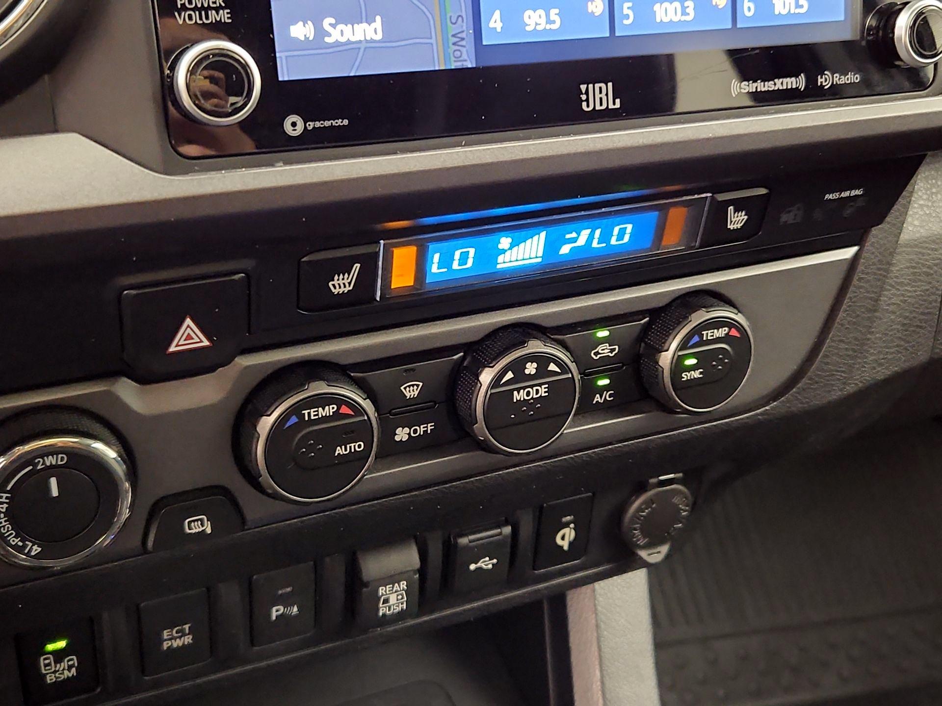 Thumbnail: 2020 Toyota Tacoma - 16