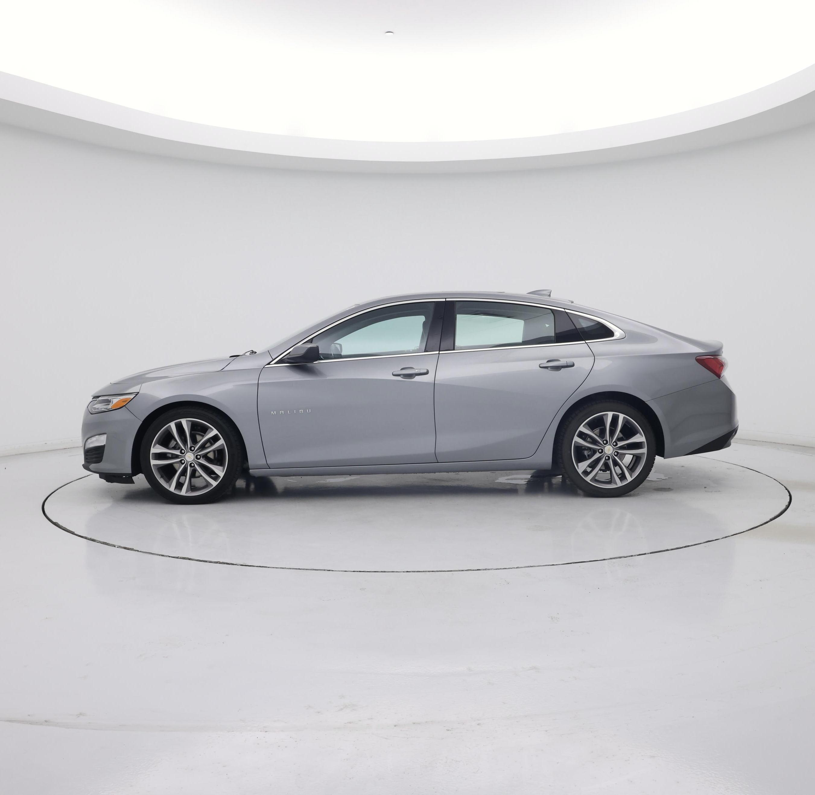 Thumbnail: 2023 Chevrolet Malibu - 3