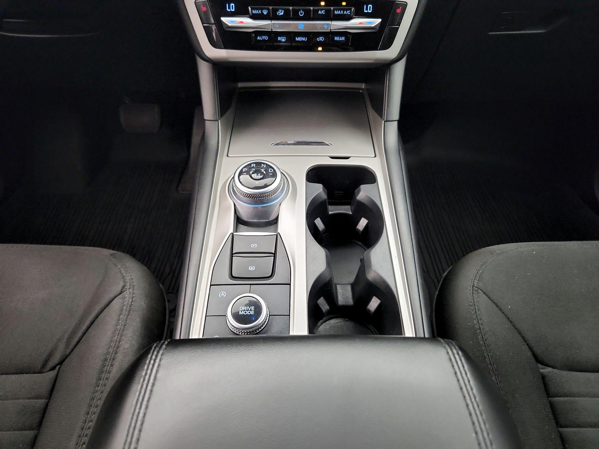 Thumbnail: 2021 Ford Explorer - 17