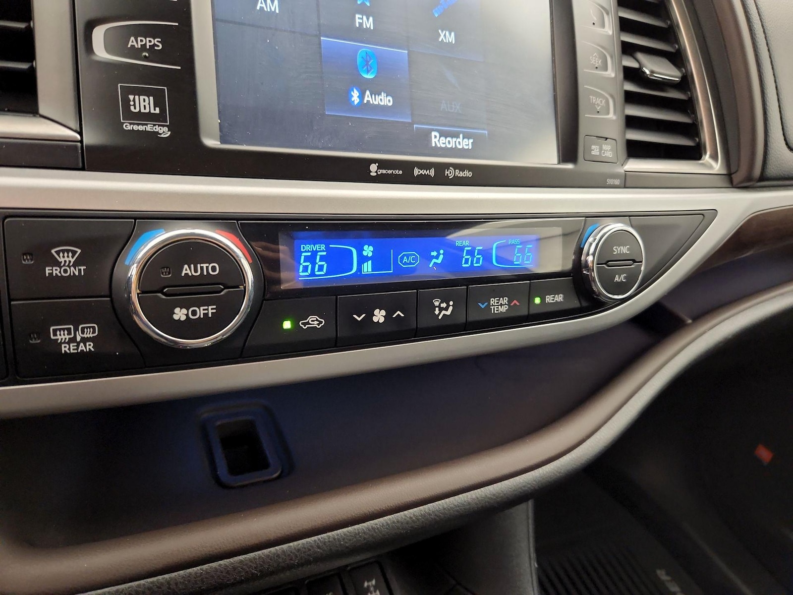 2016 Toyota Highlander Limited - Photo 17
