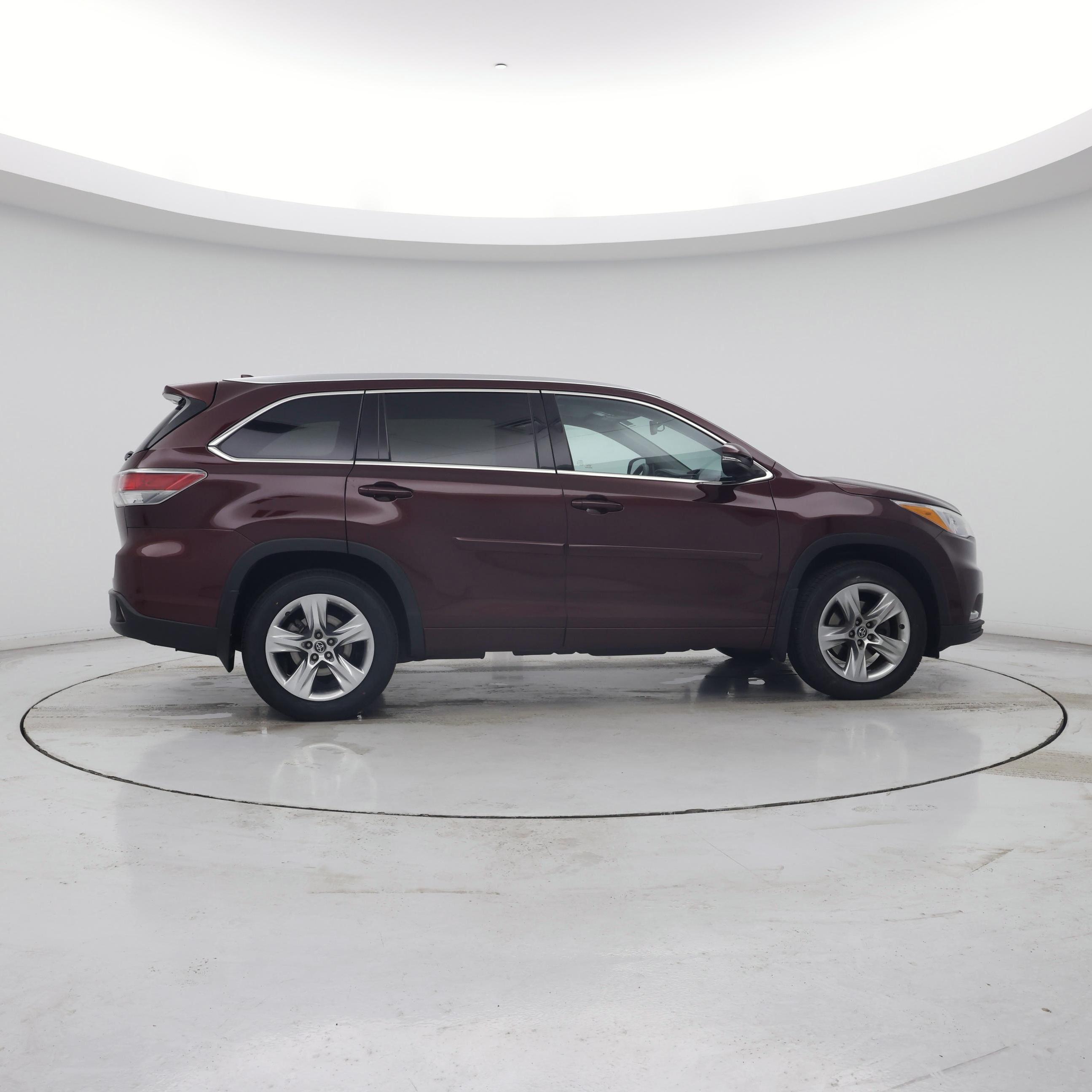 Thumbnail: 2016 Toyota Highlander - 7
