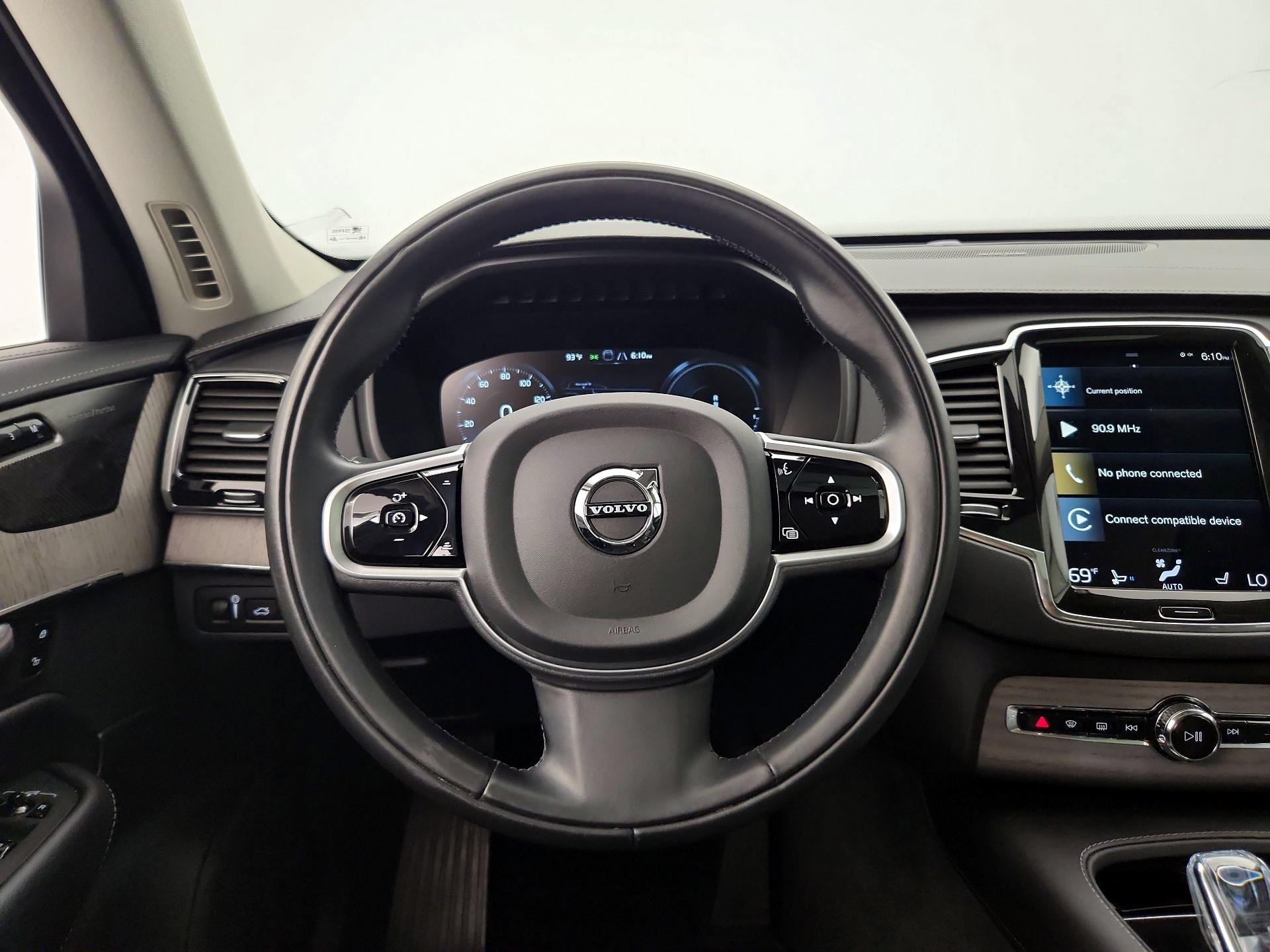 Thumbnail: 2022 Volvo XC90 - 10