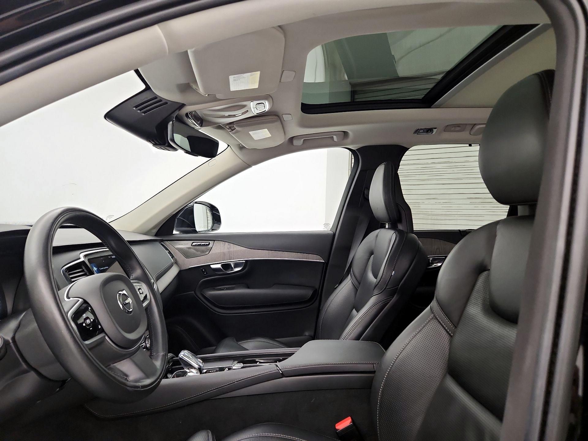Thumbnail: 2022 Volvo XC90 - 19