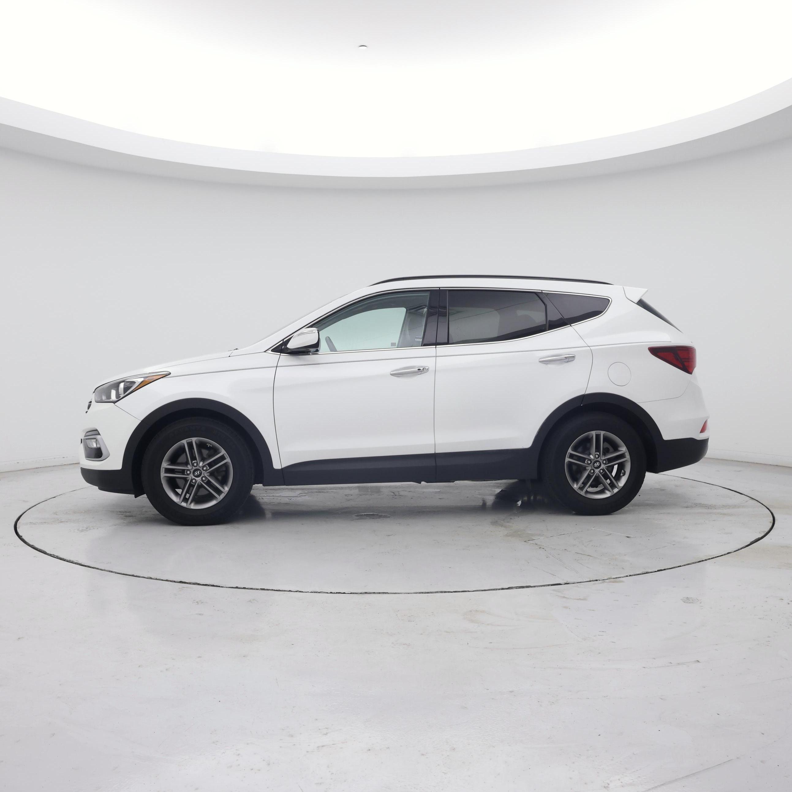Thumbnail: 2017 Hyundai Santa Fe - 3