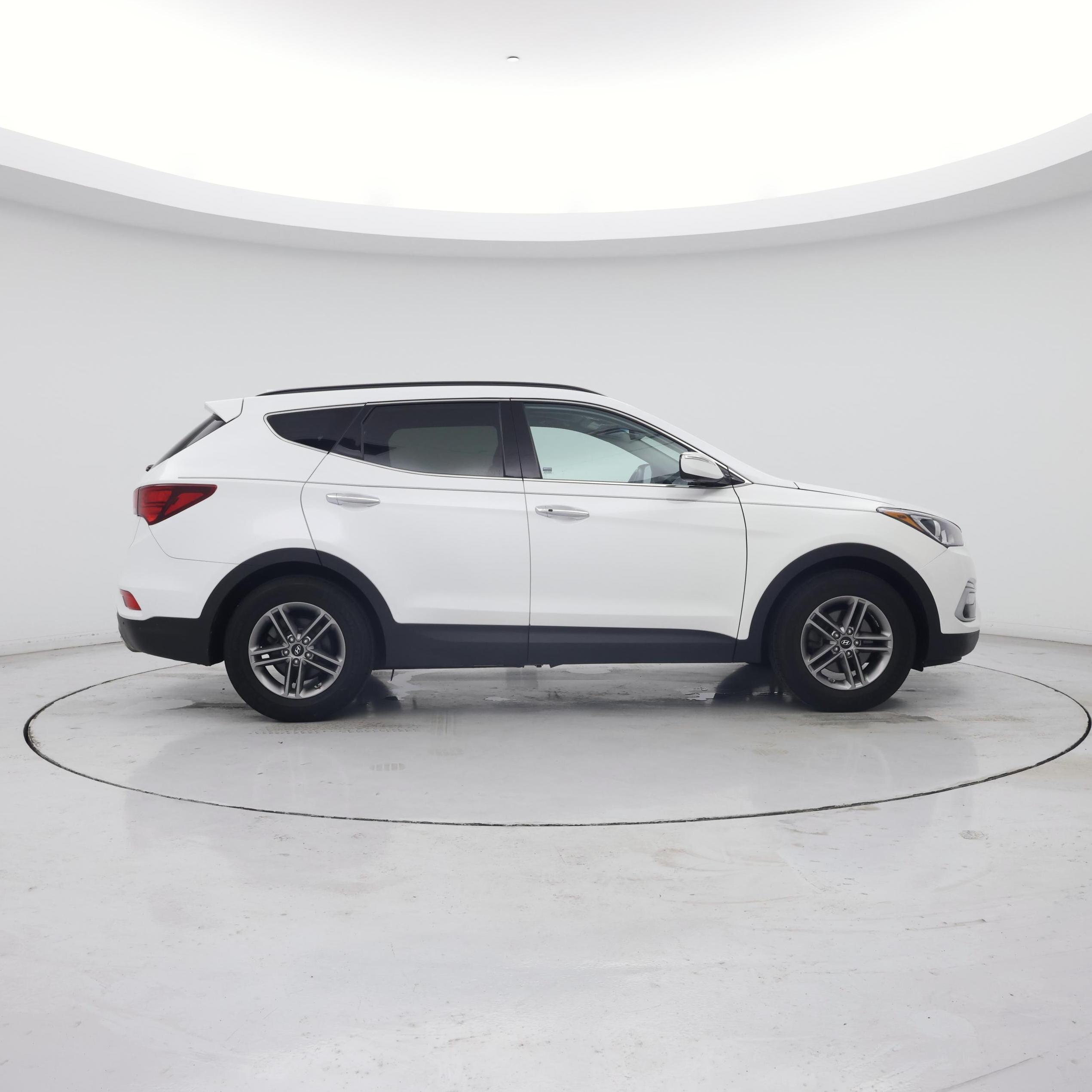Thumbnail: 2017 Hyundai Santa Fe - 7