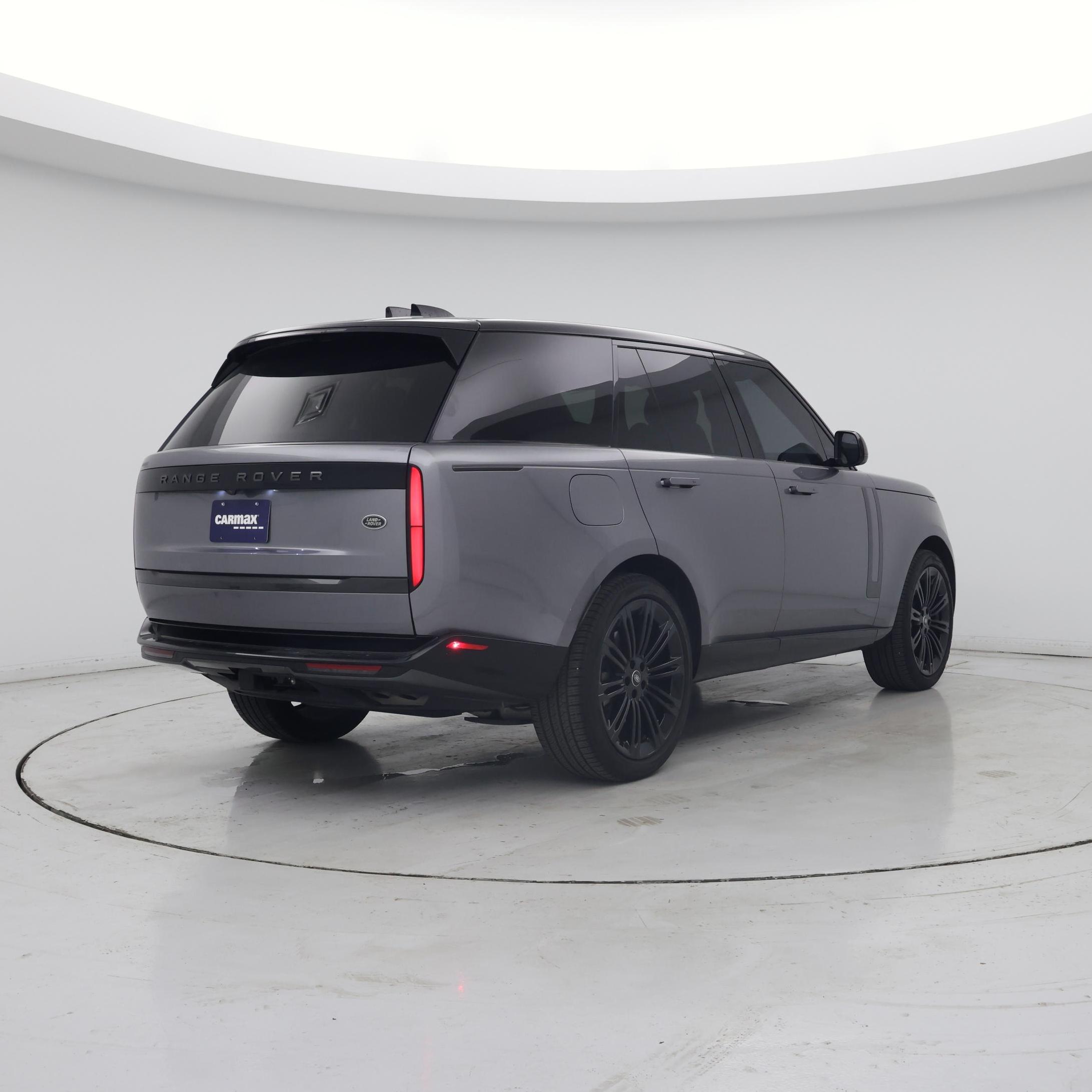Thumbnail: 2023 Land Rover Range Rover - 8