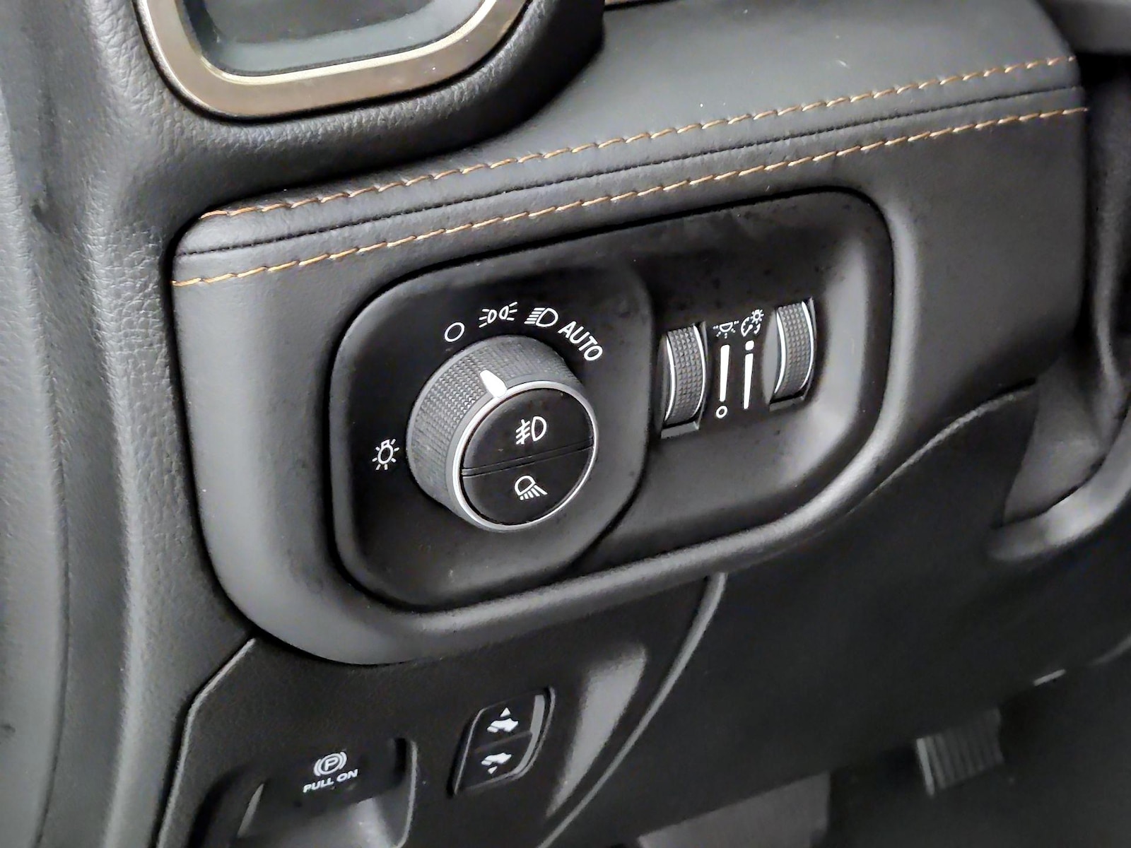 2021 RAM Ram 1500 Pickup Longhorn - Photo 14