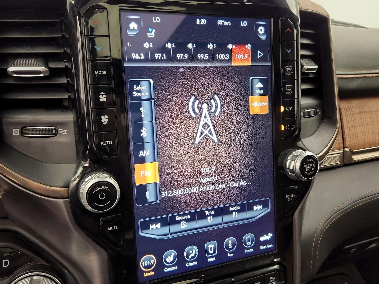 2021 RAM Ram 1500 Pickup Longhorn - Photo 17
