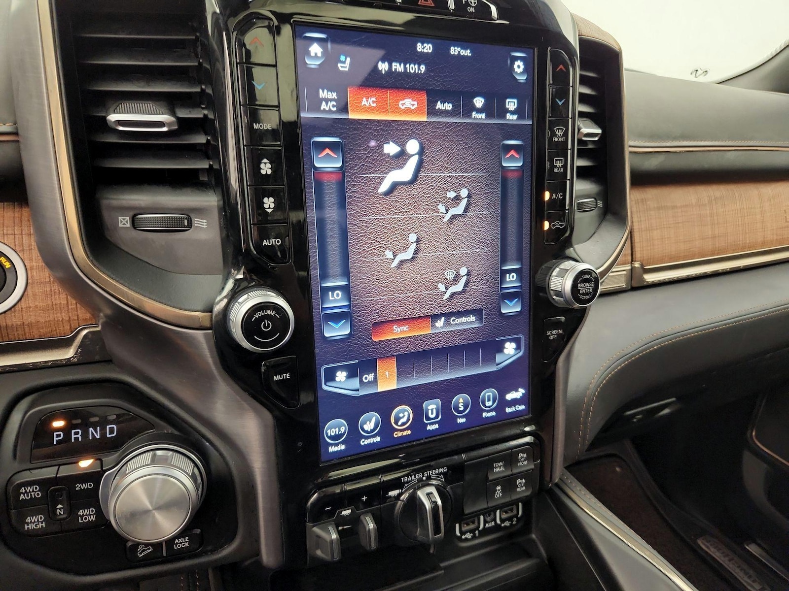 2021 RAM Ram 1500 Pickup Longhorn - Photo 18