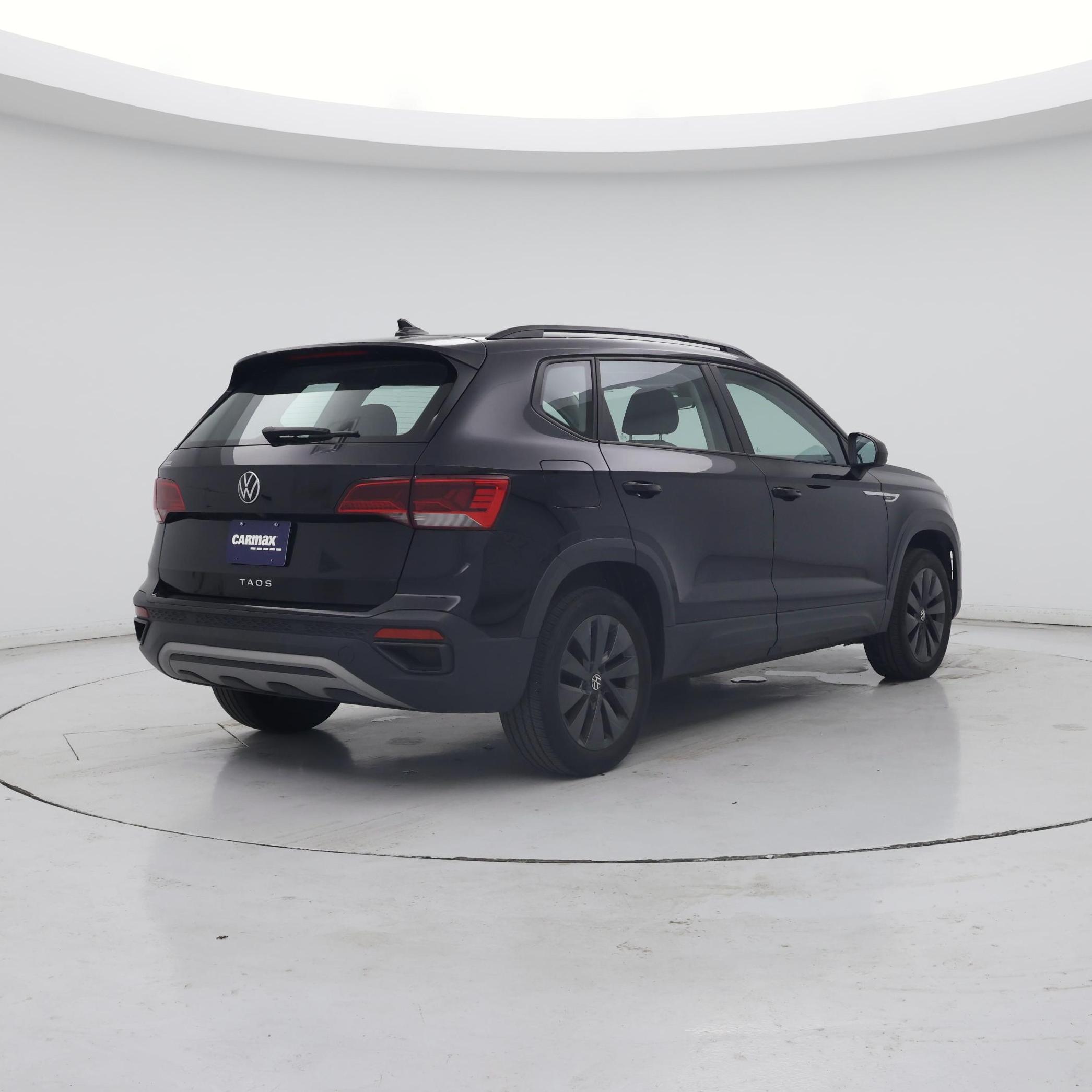 Thumbnail: 2023 Volkswagen Taos - 8