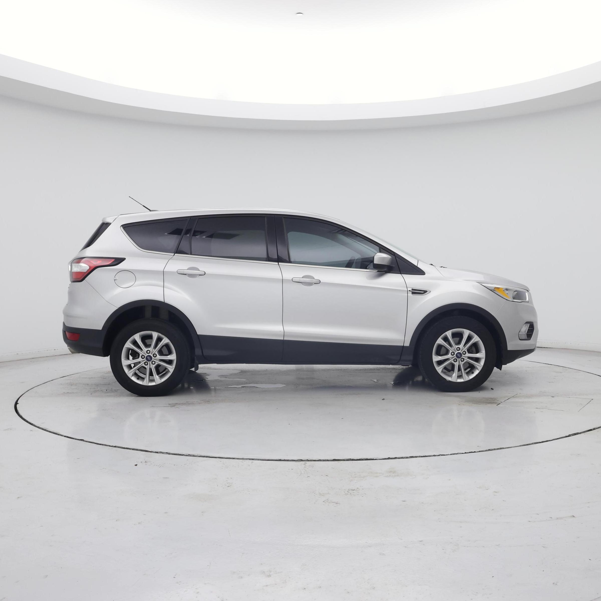 Thumbnail: 2017 Ford Escape - 7