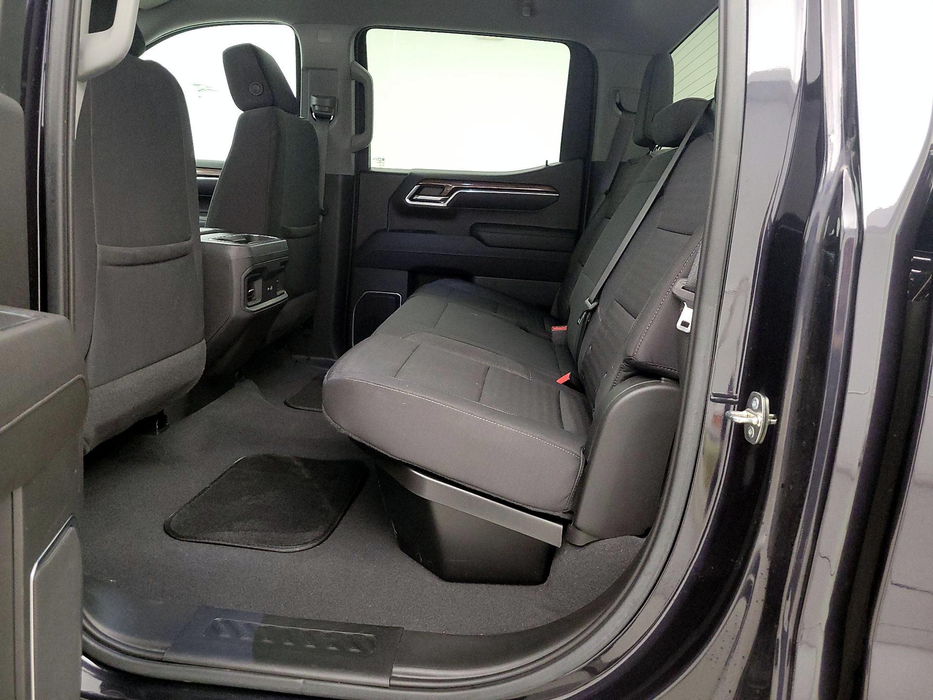 Thumbnail: 2023 Chevrolet Silverado 1500 - 20