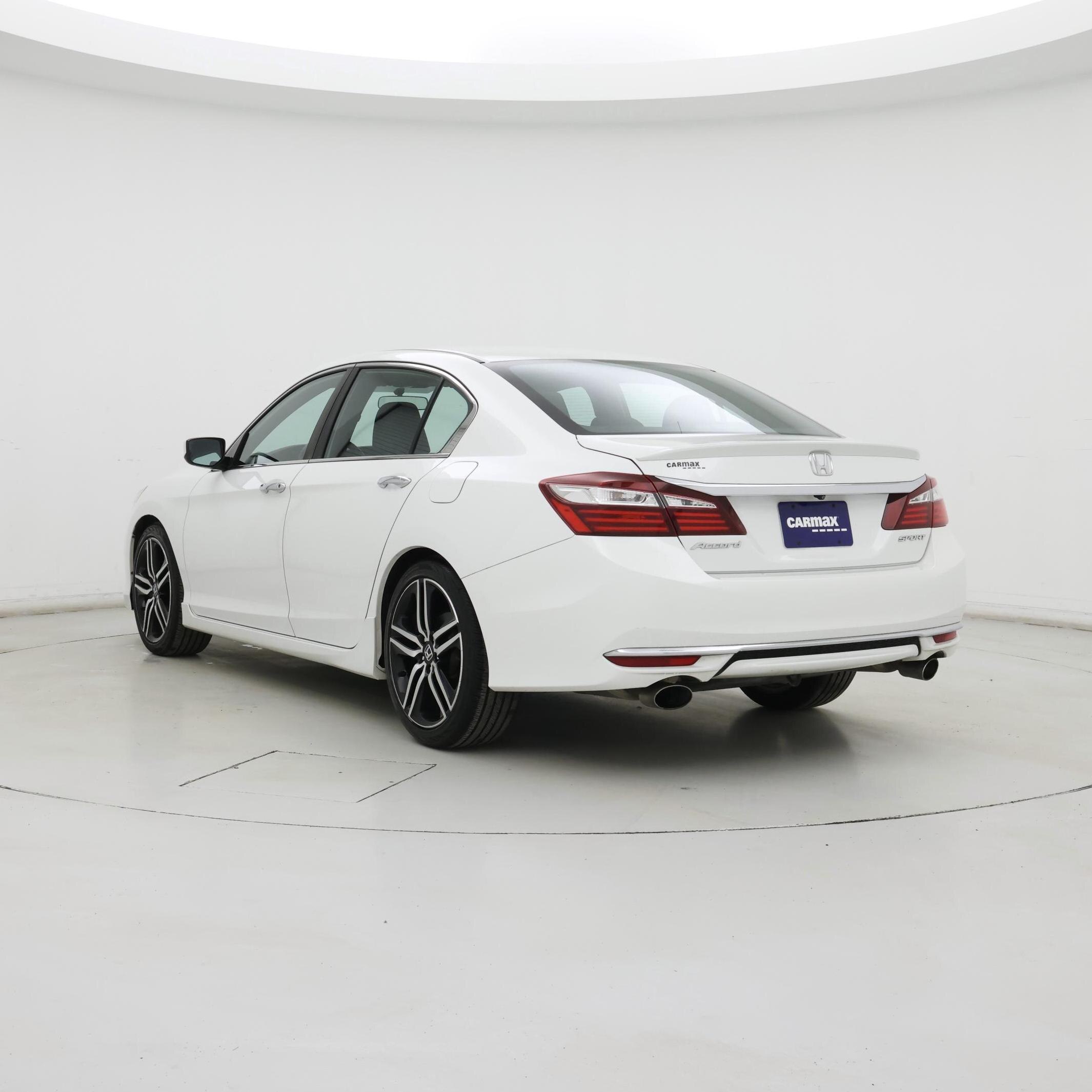 Thumbnail: 2016 Honda Accord - 2