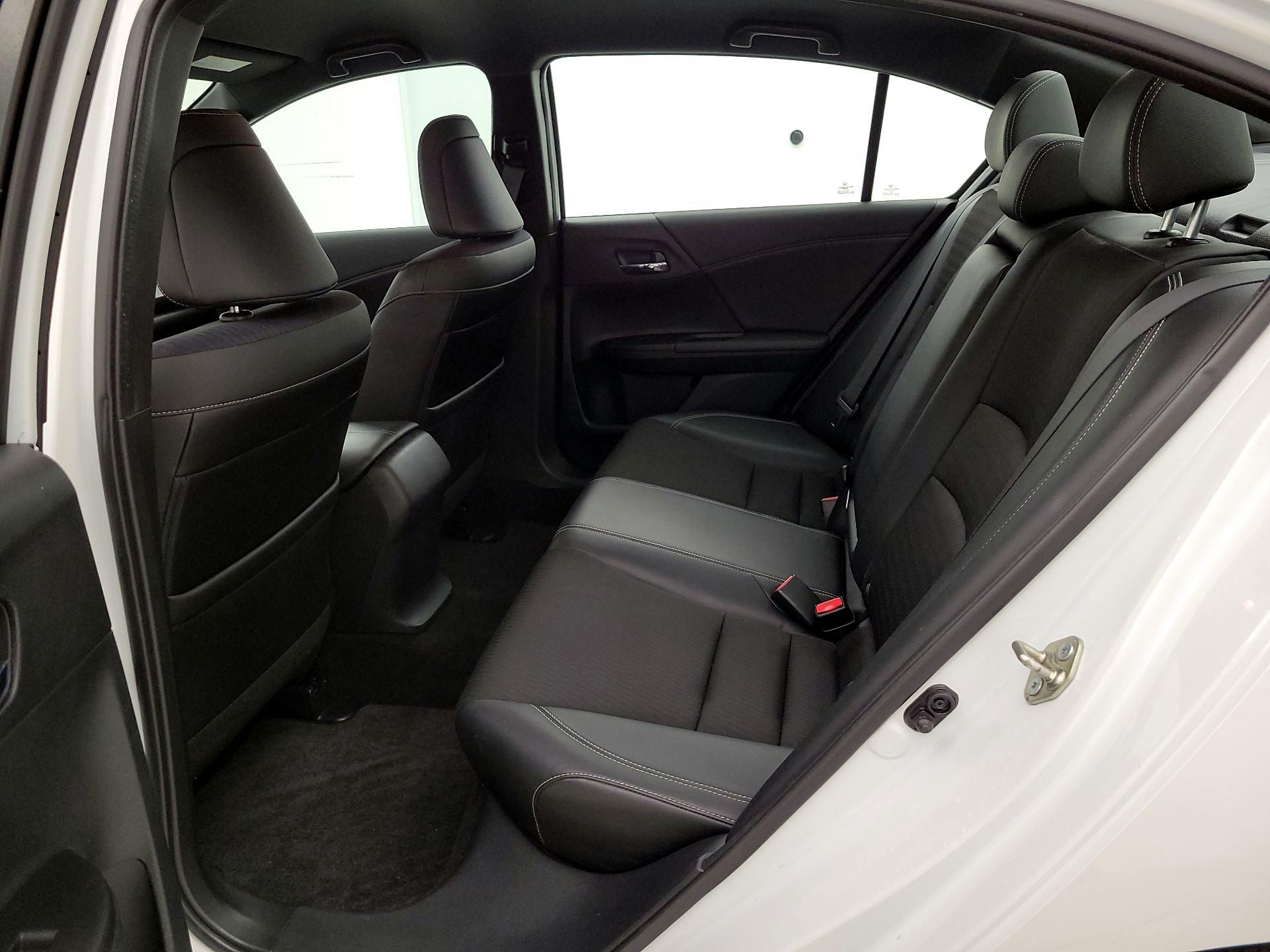 Thumbnail: 2016 Honda Accord - 19