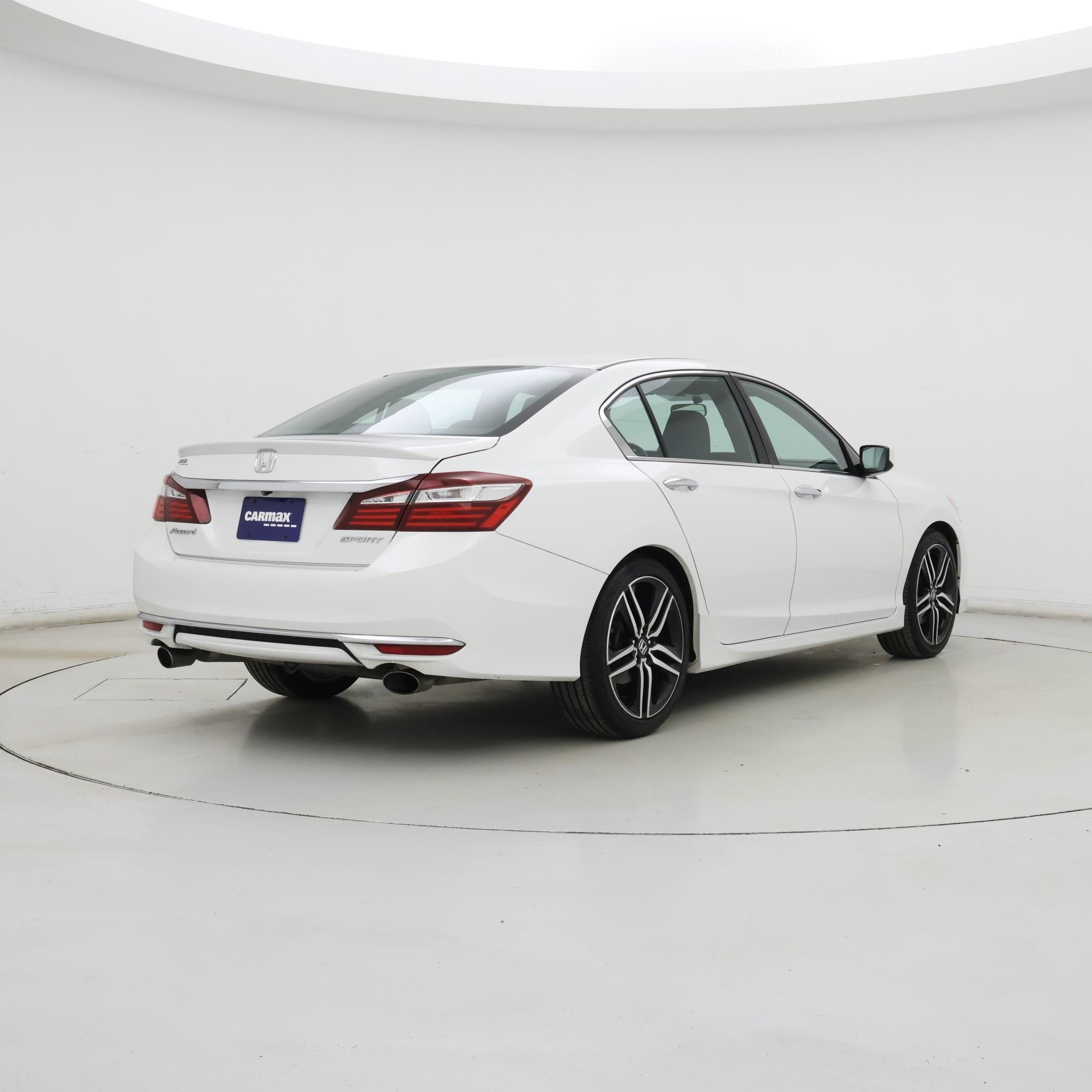 Thumbnail: 2016 Honda Accord - 8