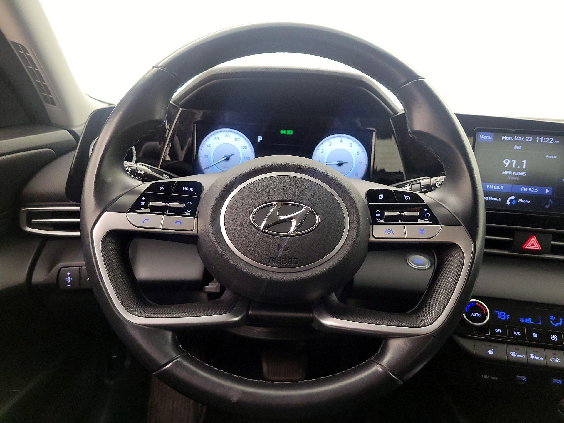 Thumbnail: 2021 Hyundai Elantra - 10