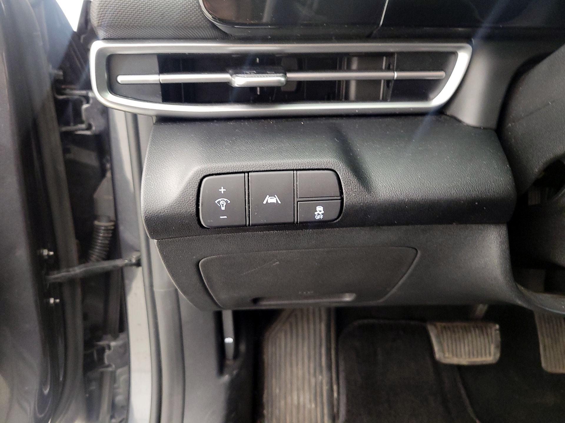 Thumbnail: 2021 Hyundai Elantra - 13