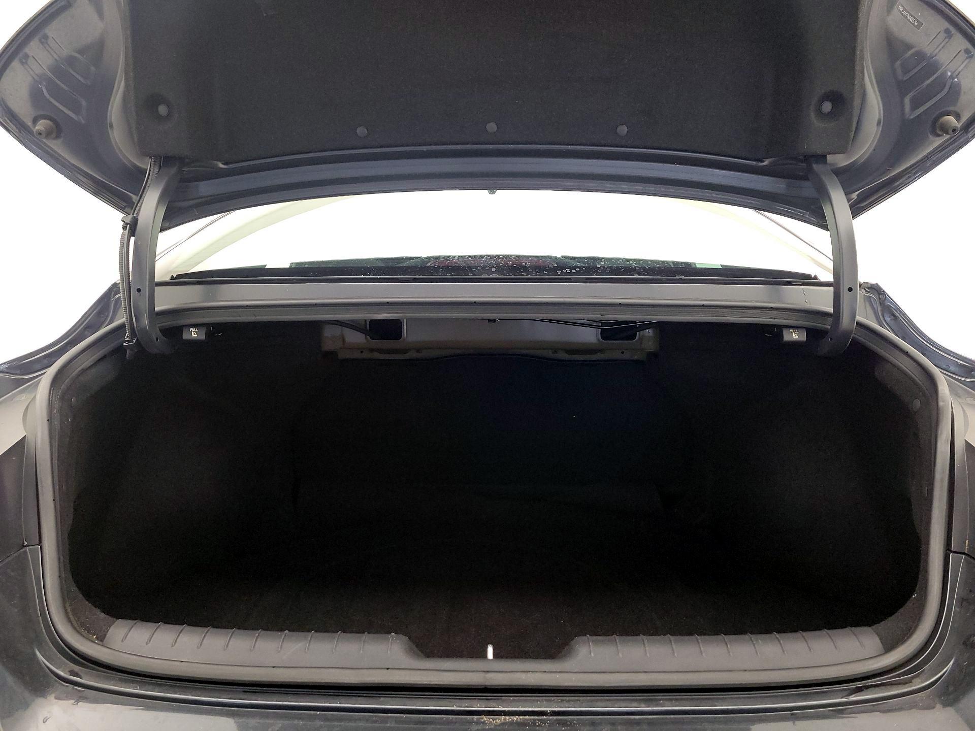 Thumbnail: 2021 Hyundai Elantra - 20