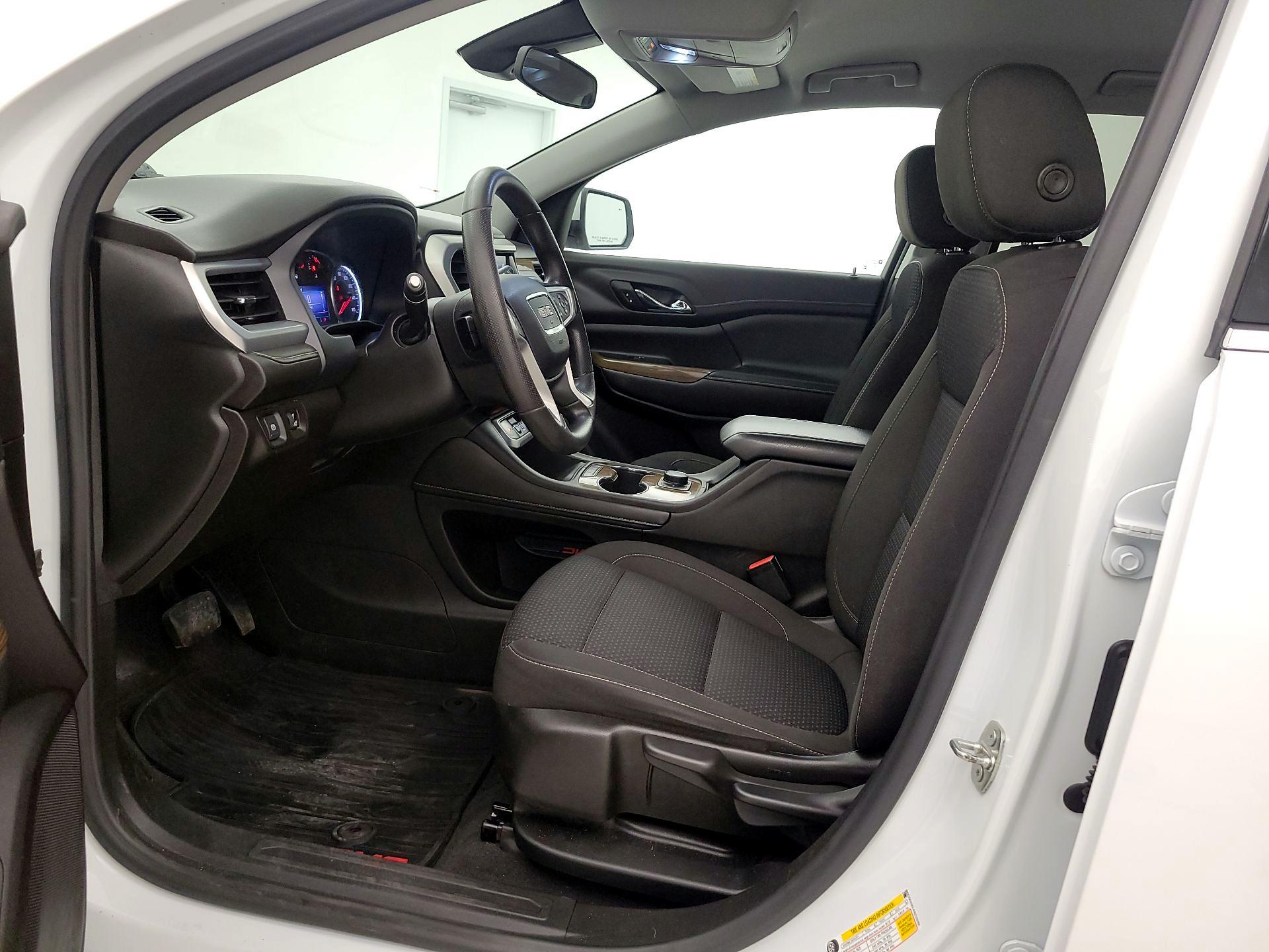 Thumbnail: 2022 GMC Acadia - 11