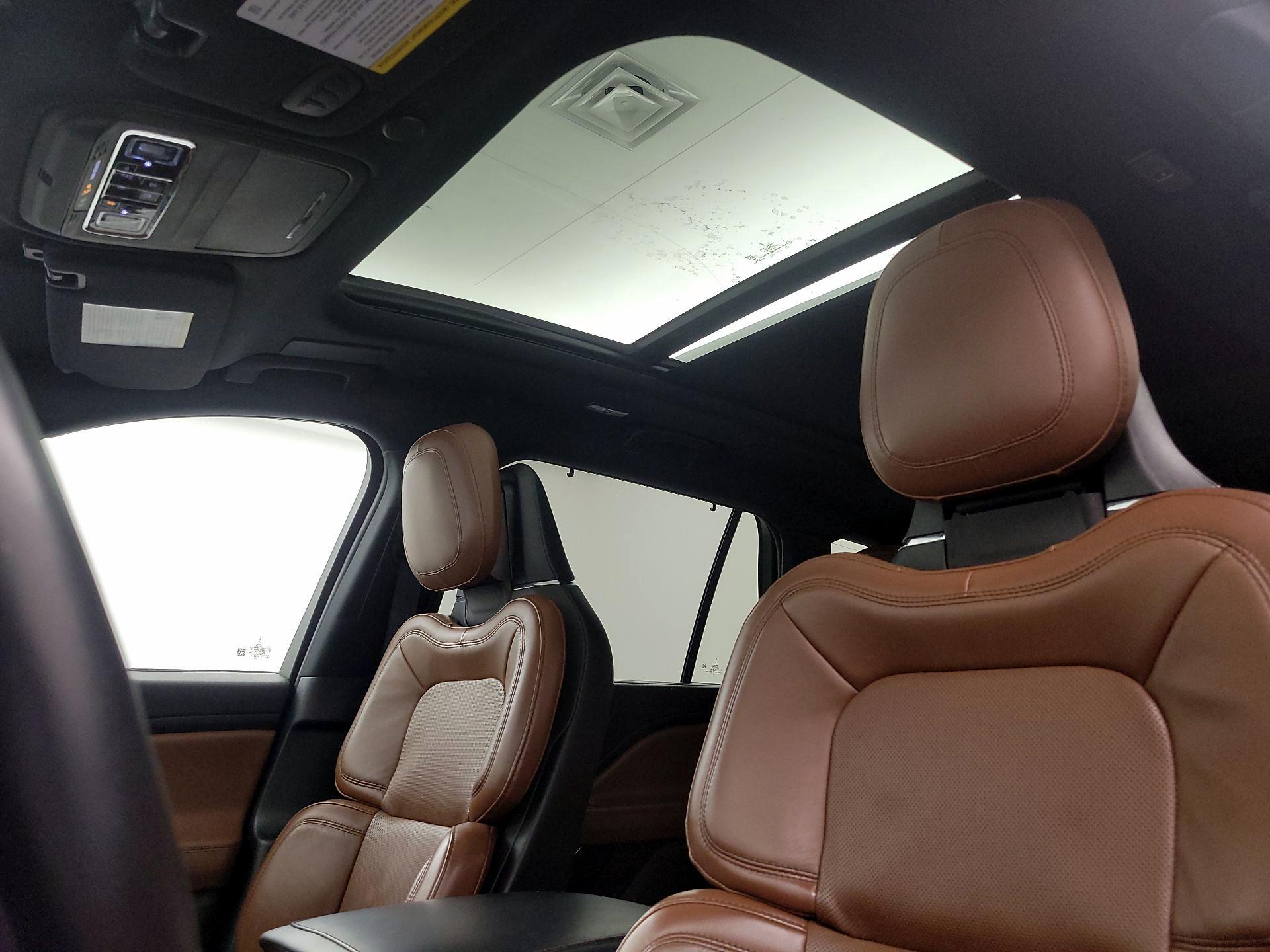 Thumbnail: 2020 Lincoln Aviator - 20