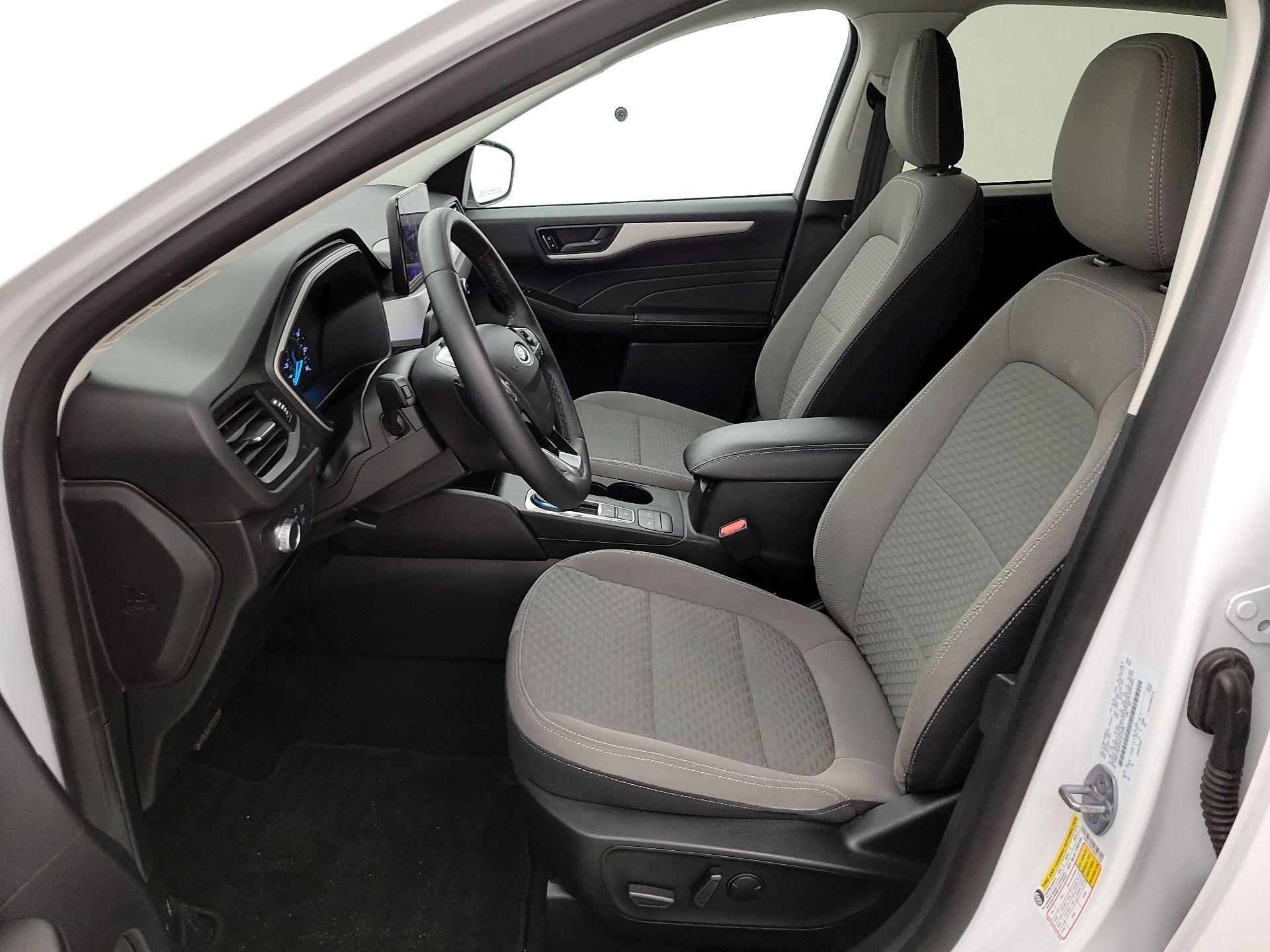 Thumbnail: 2022 Ford Escape - 11