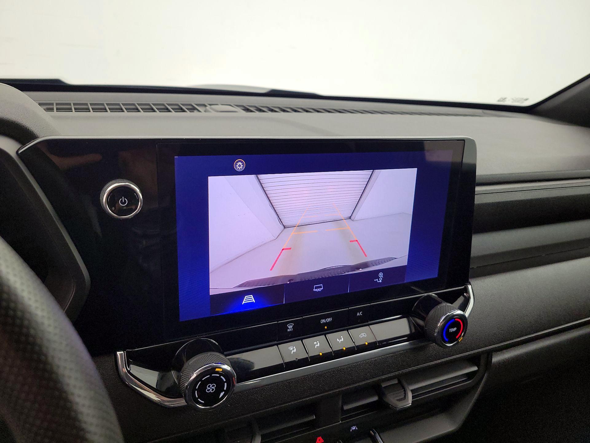 Thumbnail: 2023 Chevrolet Colorado - 15