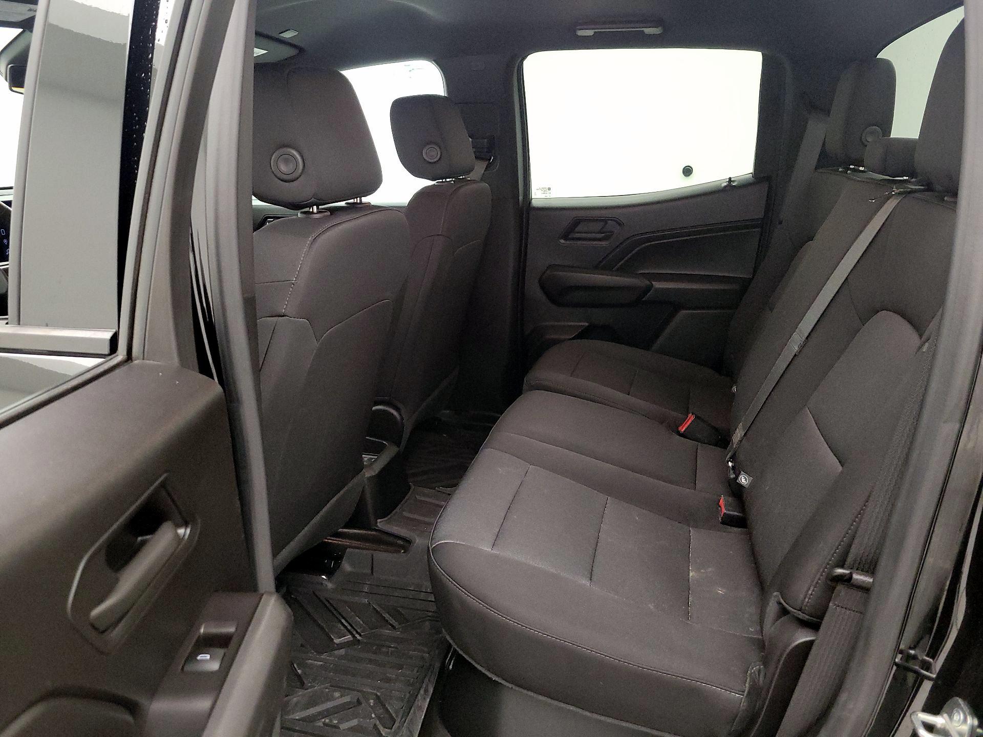 Thumbnail: 2023 Chevrolet Colorado - 20