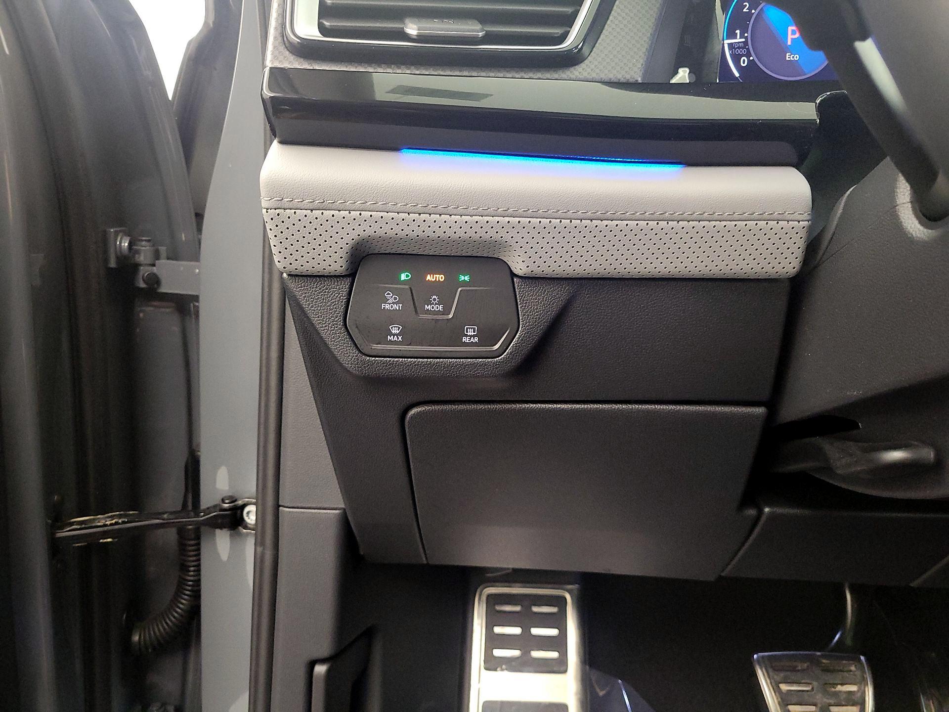 Thumbnail: 2025 Volkswagen Atlas - 13