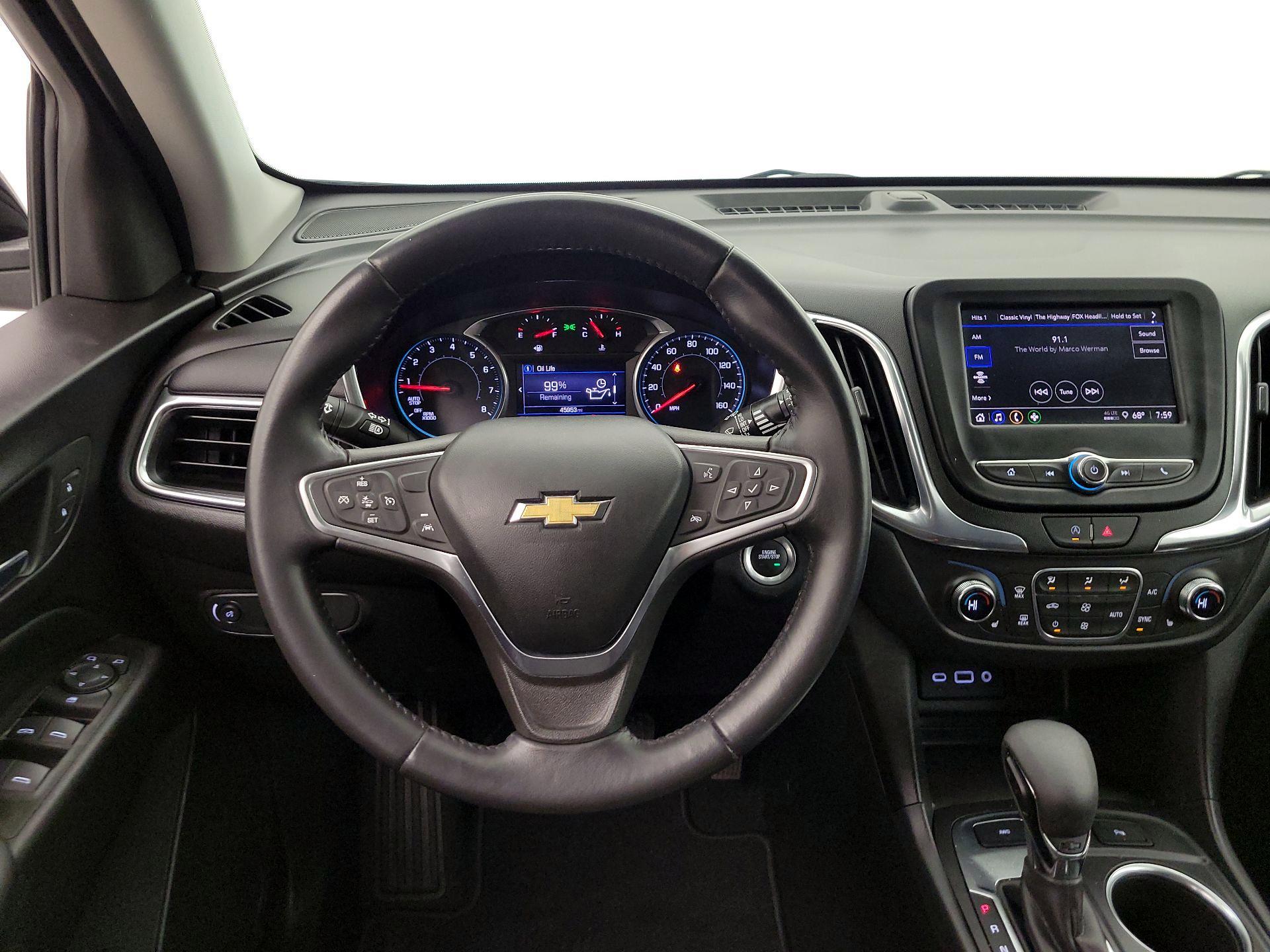 Thumbnail: 2022 Chevrolet Equinox - 10