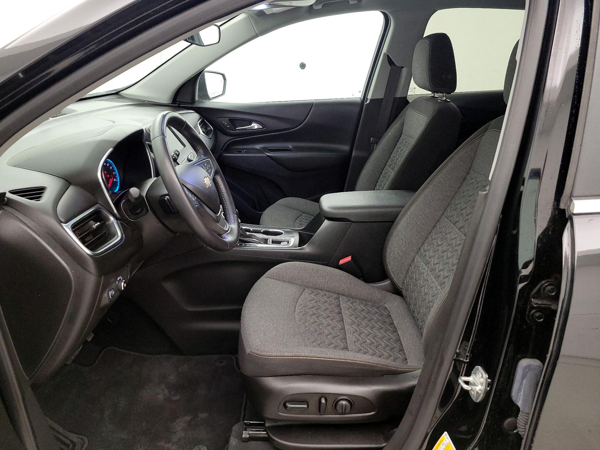 Thumbnail: 2022 Chevrolet Equinox - 11