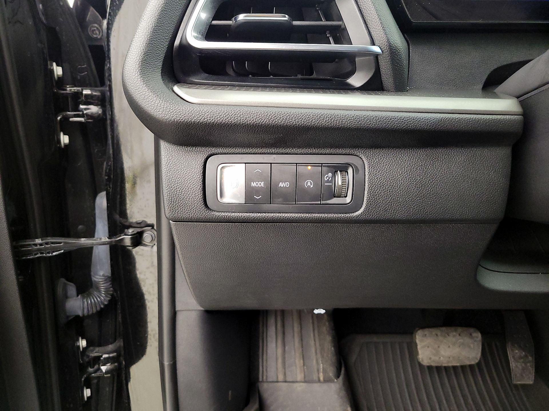 Thumbnail: 2024 Chevrolet Traverse - 13