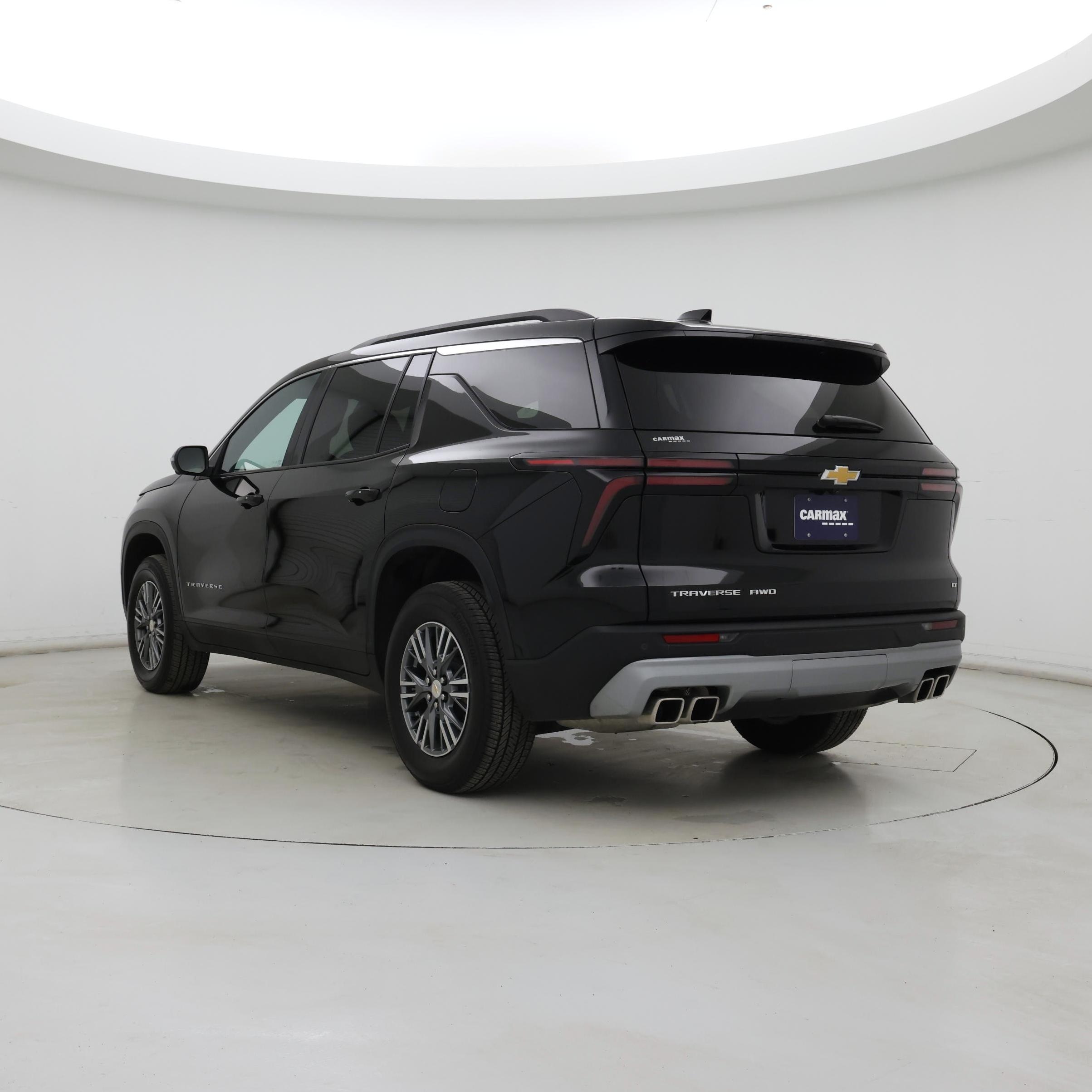 Thumbnail: 2024 Chevrolet Traverse - 2