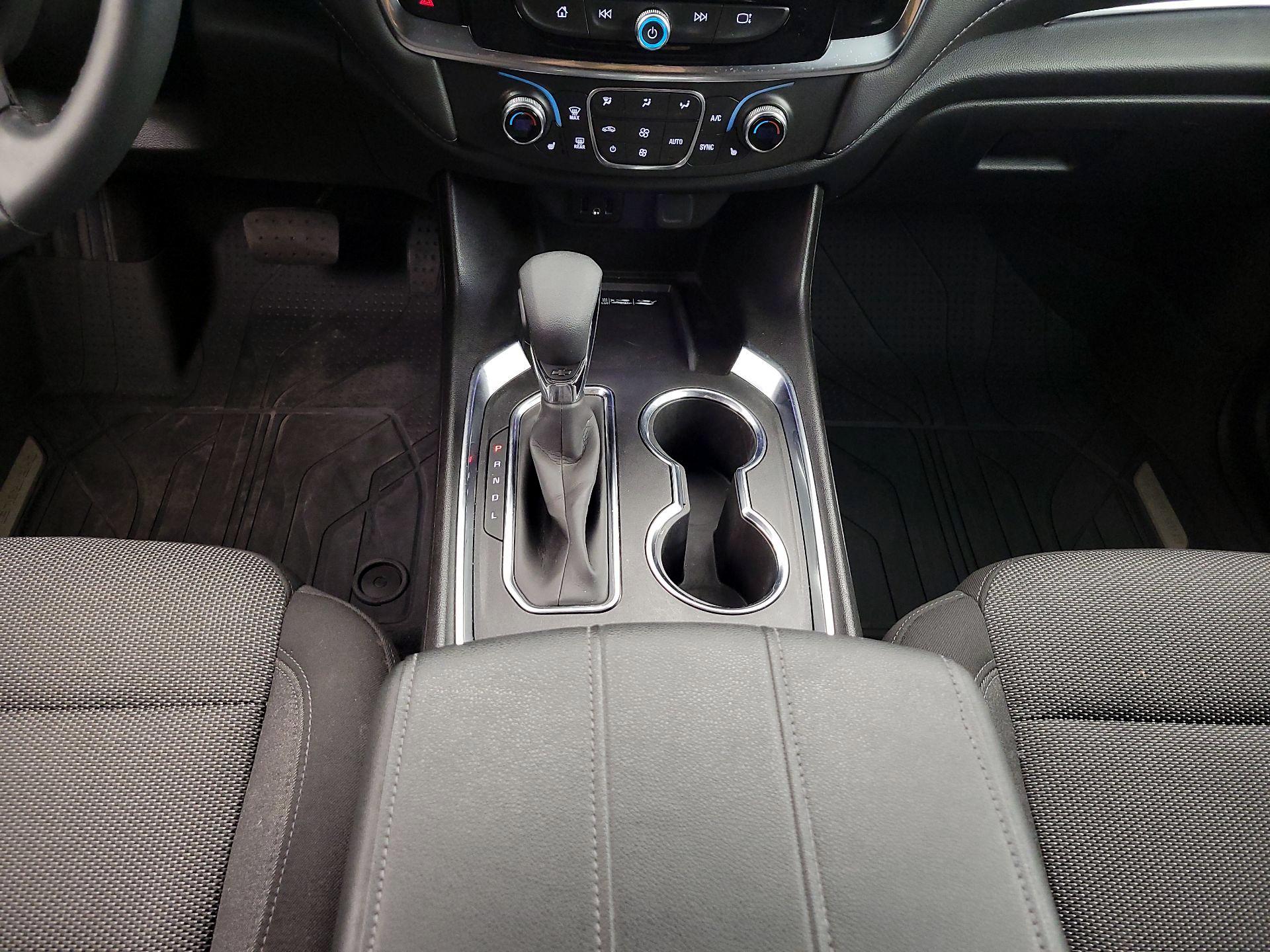 Thumbnail: 2023 Chevrolet Traverse - 18