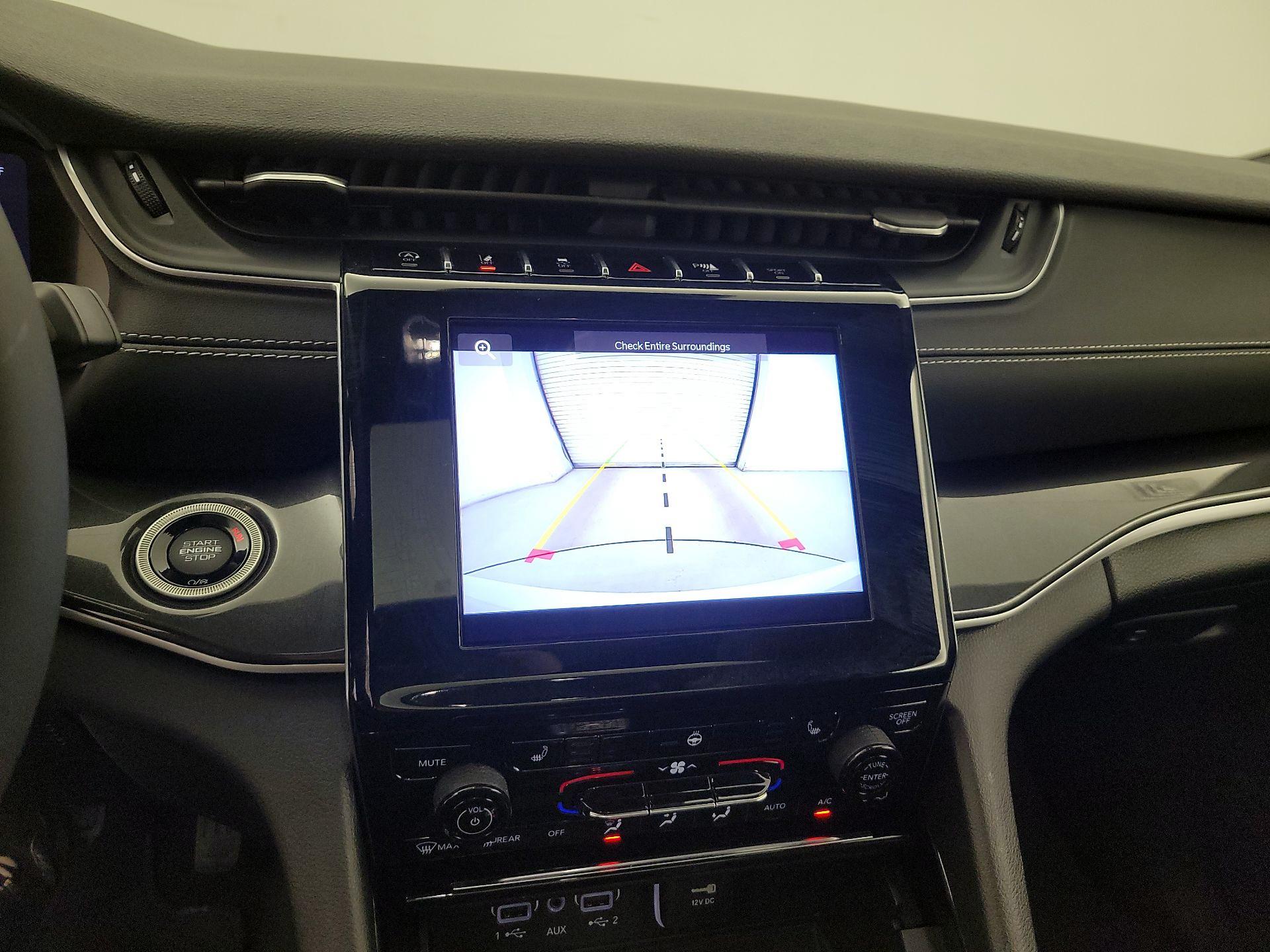 Thumbnail: 2023 Jeep Grand Cherokee - 14