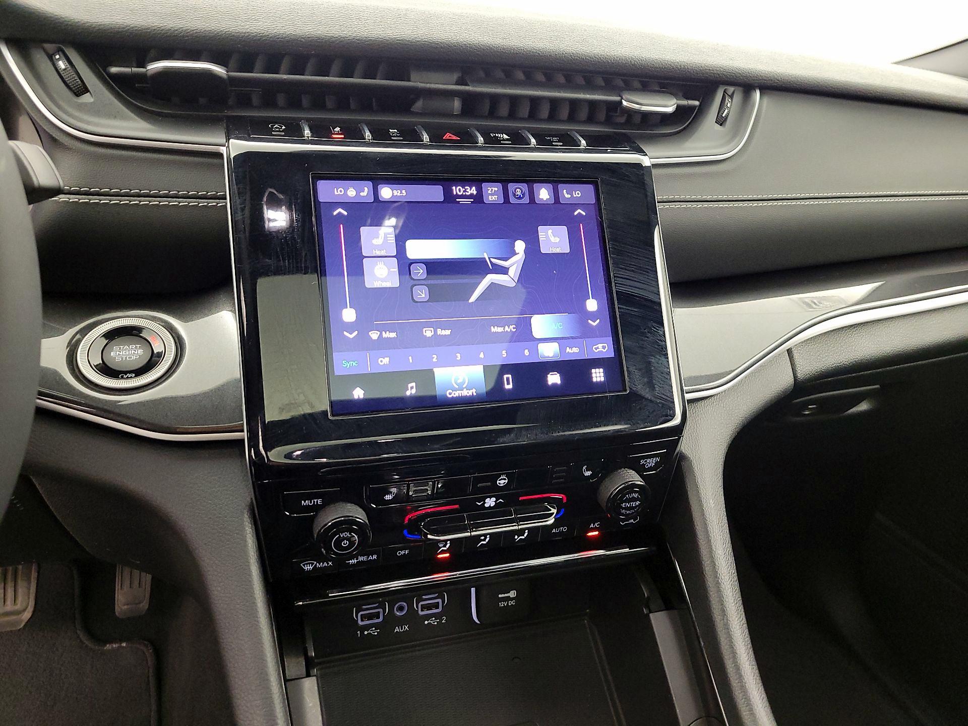 Thumbnail: 2023 Jeep Grand Cherokee - 16