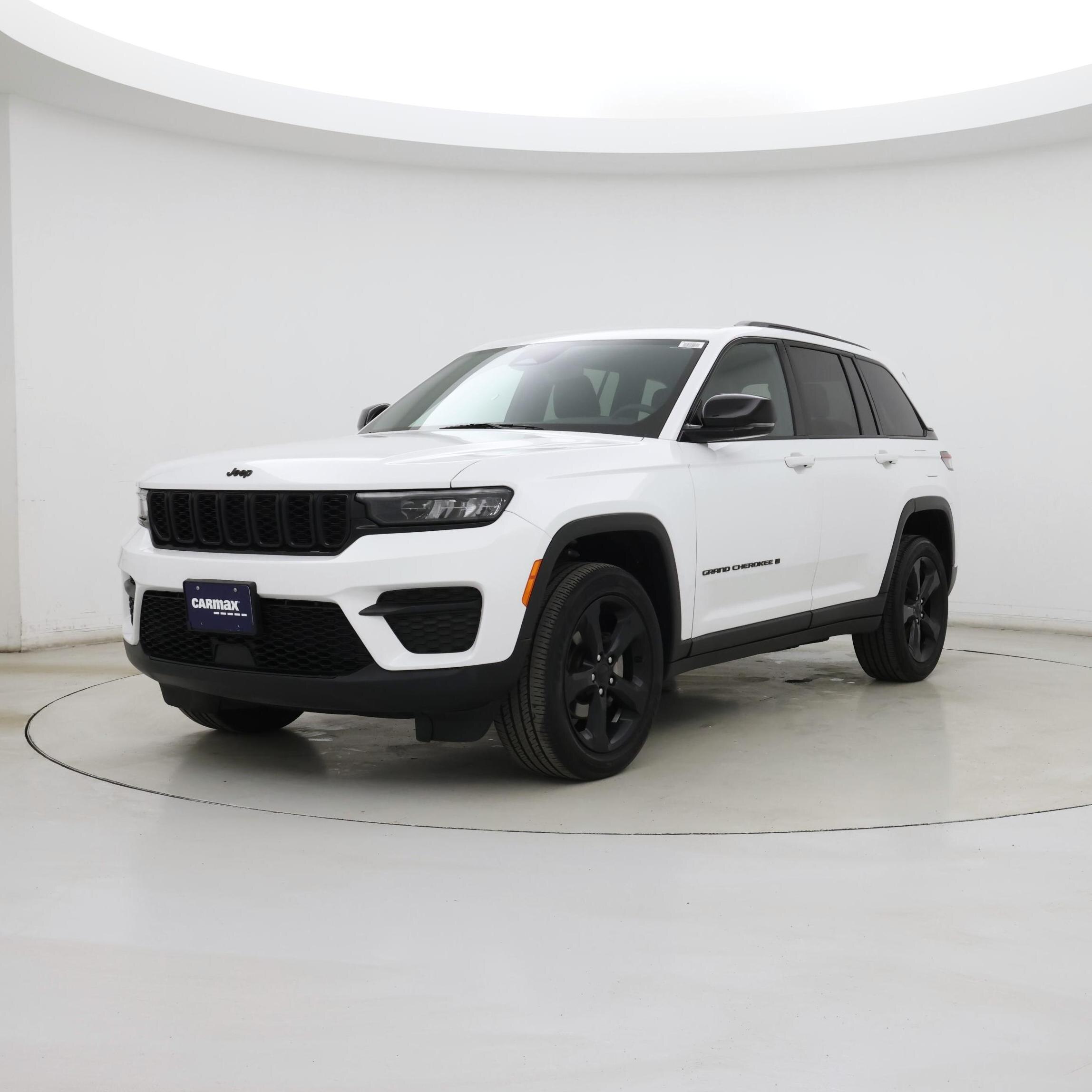 Thumbnail: 2023 Jeep Grand Cherokee - 4