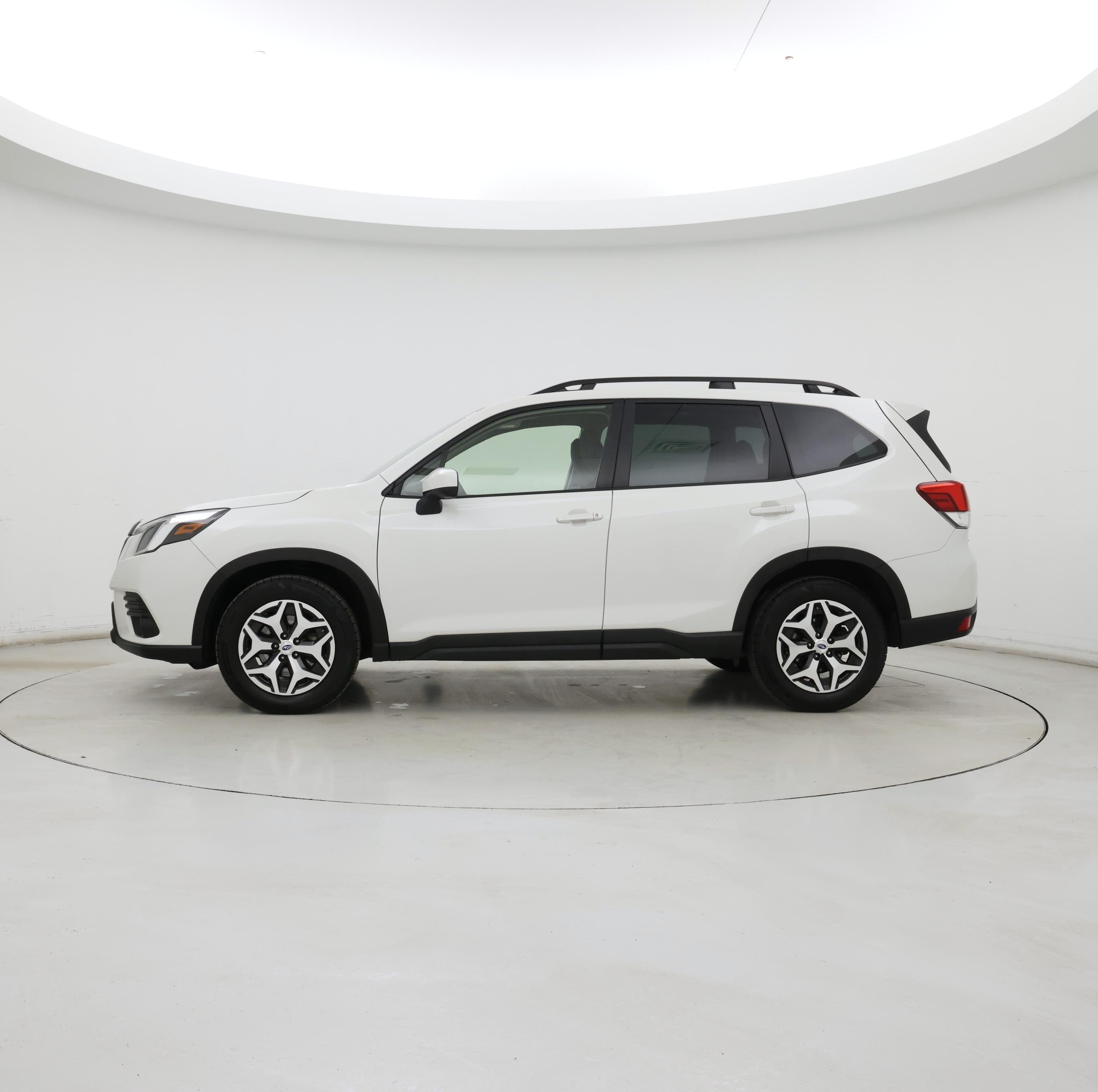 Thumbnail: 2023 Subaru Forester - 3