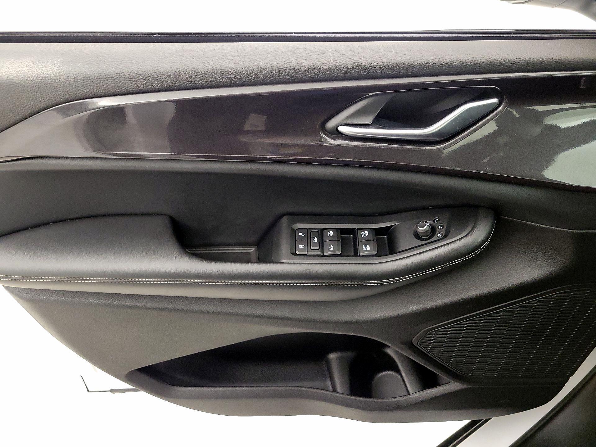 Thumbnail: 2023 Jeep Grand Cherokee - 12