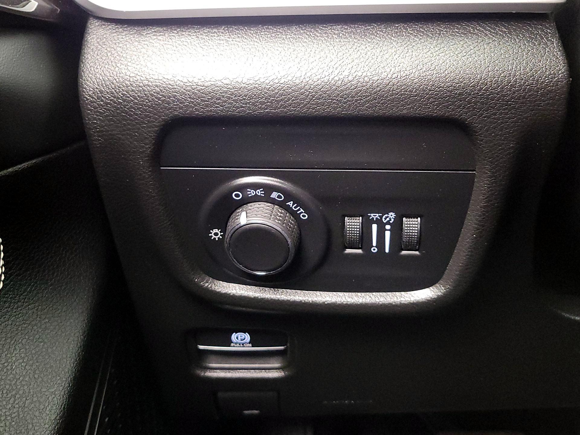 Thumbnail: 2023 Jeep Grand Cherokee - 13