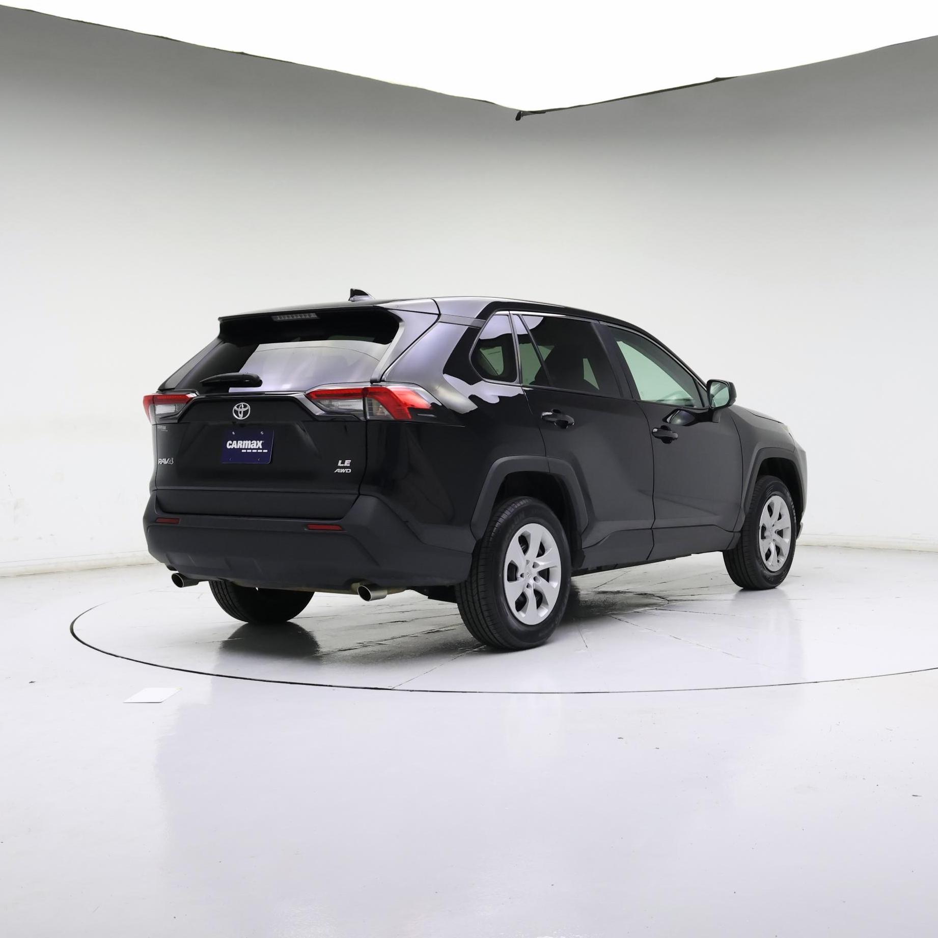 Thumbnail: 2024 Toyota RAV4 - 8