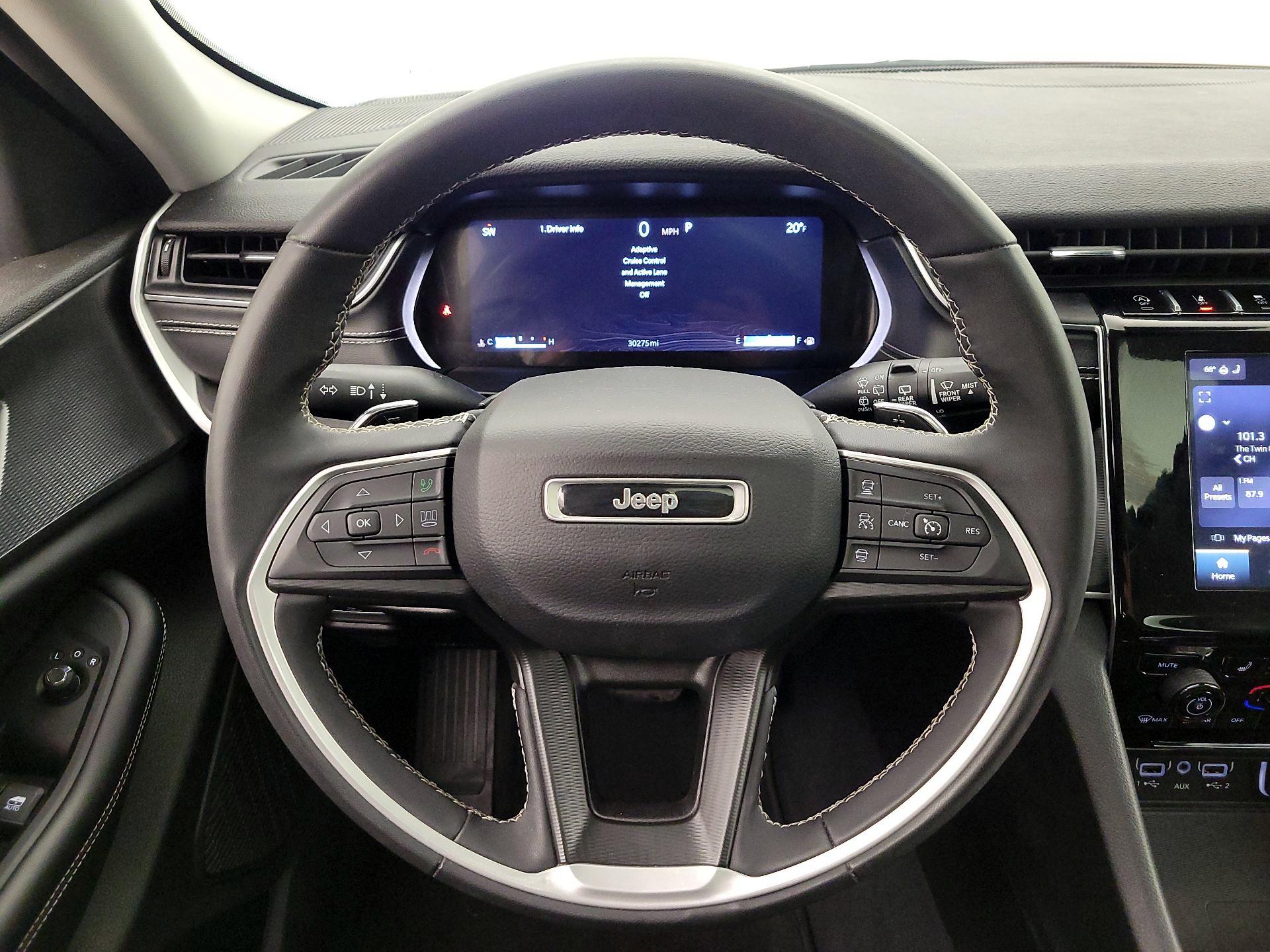 Thumbnail: 2023 Jeep Grand Cherokee - 10