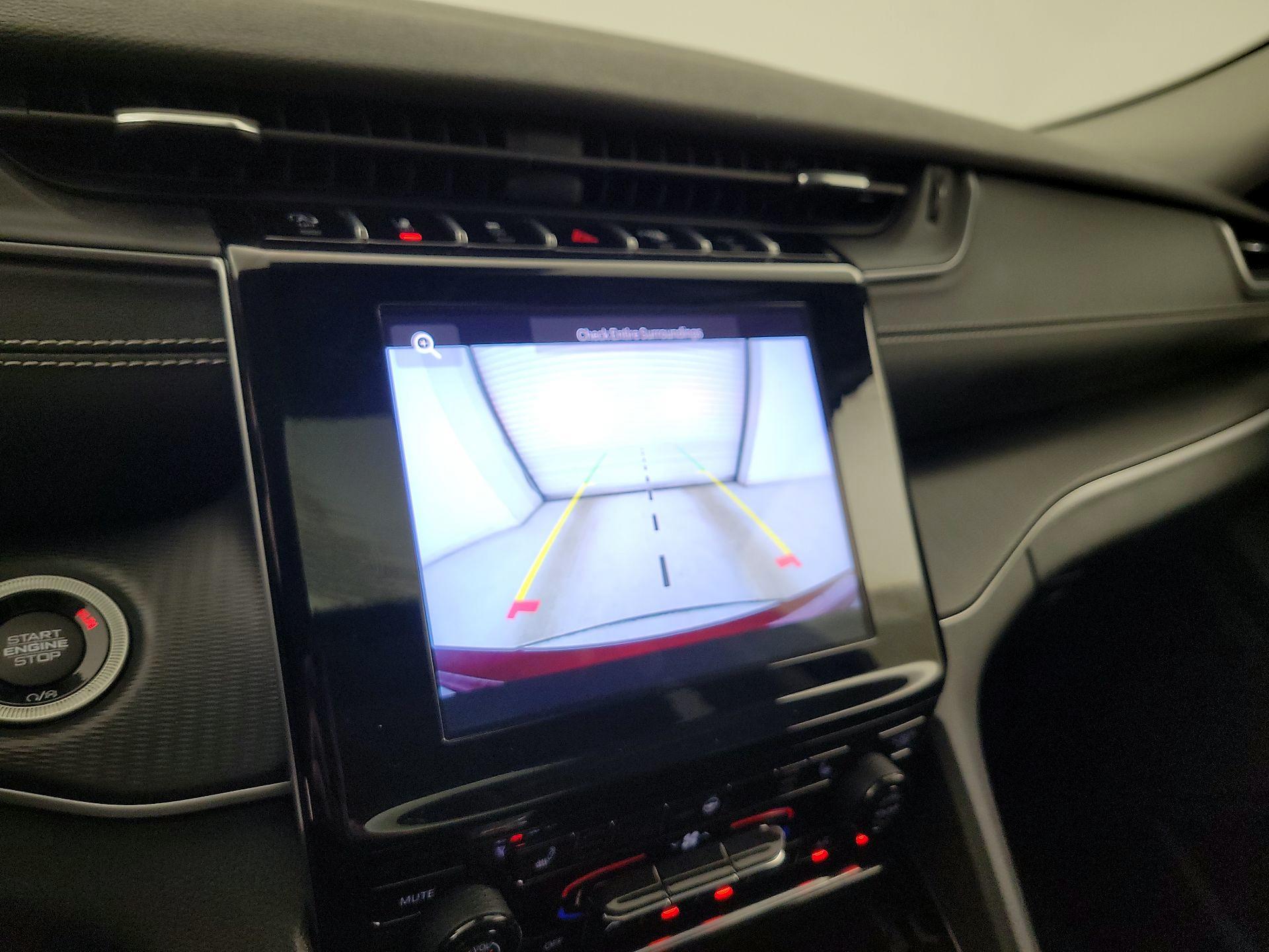 Thumbnail: 2023 Jeep Grand Cherokee - 14