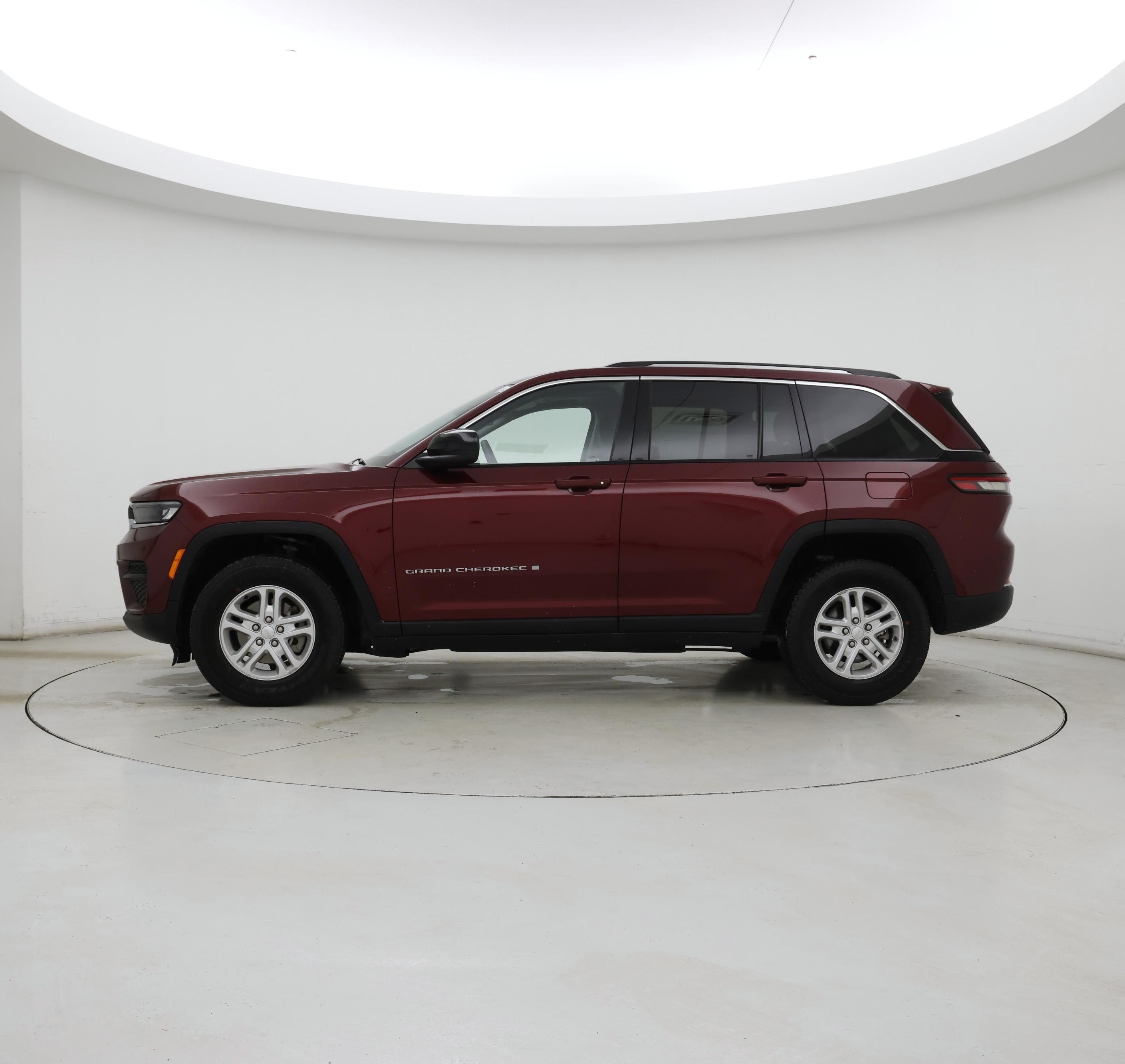 Thumbnail: 2023 Jeep Grand Cherokee - 3