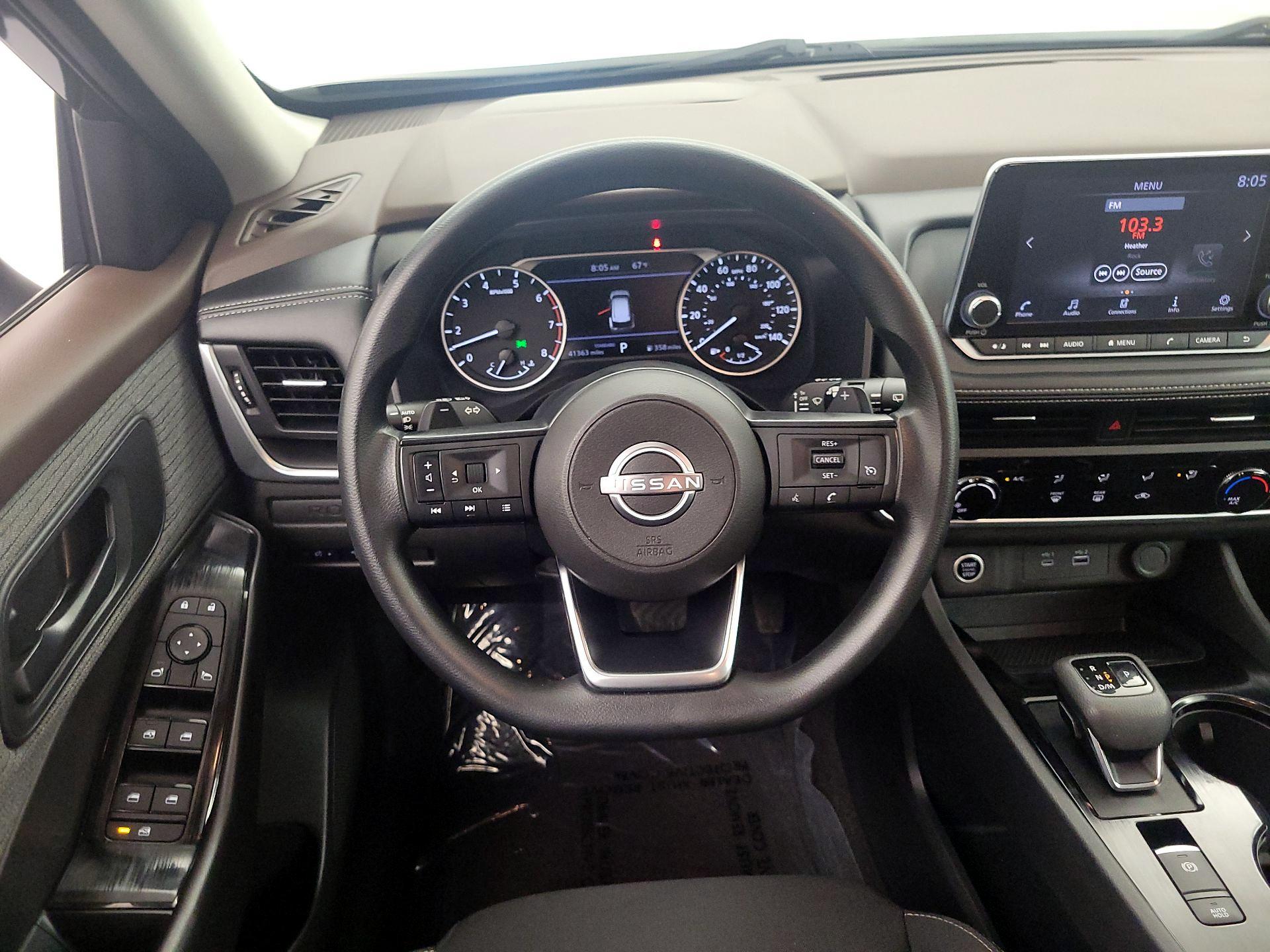 Thumbnail: 2023 Nissan Rogue - 10