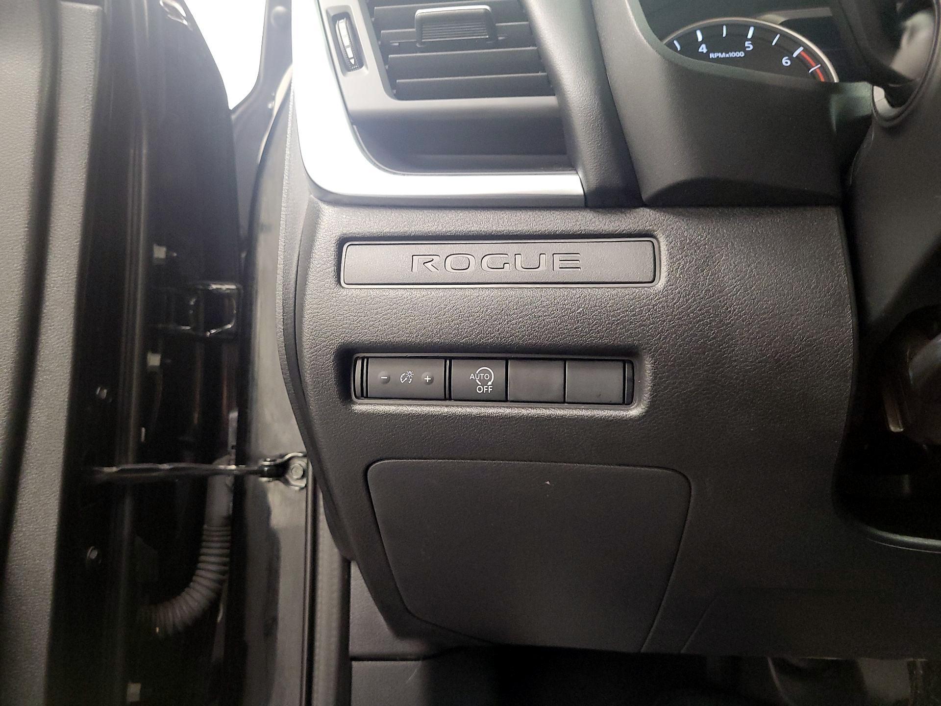 Thumbnail: 2023 Nissan Rogue - 13