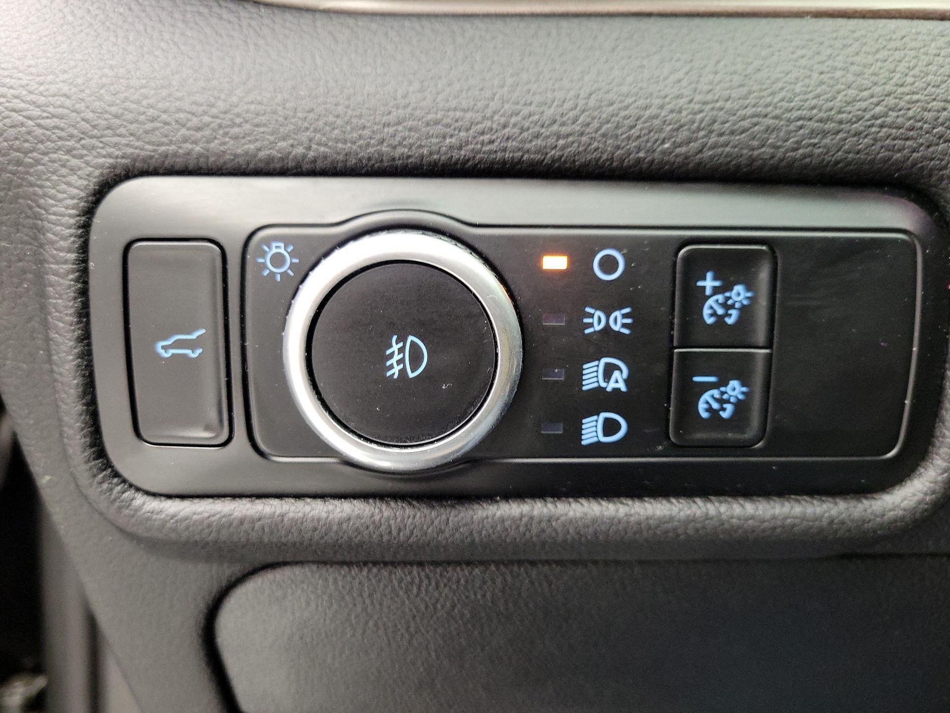 Thumbnail: 2024 Ford Explorer - 13