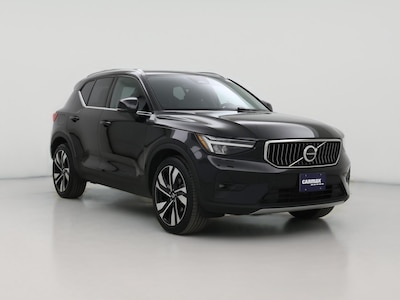 2023 Volvo XC40 B5 Ultimate Bright Theme