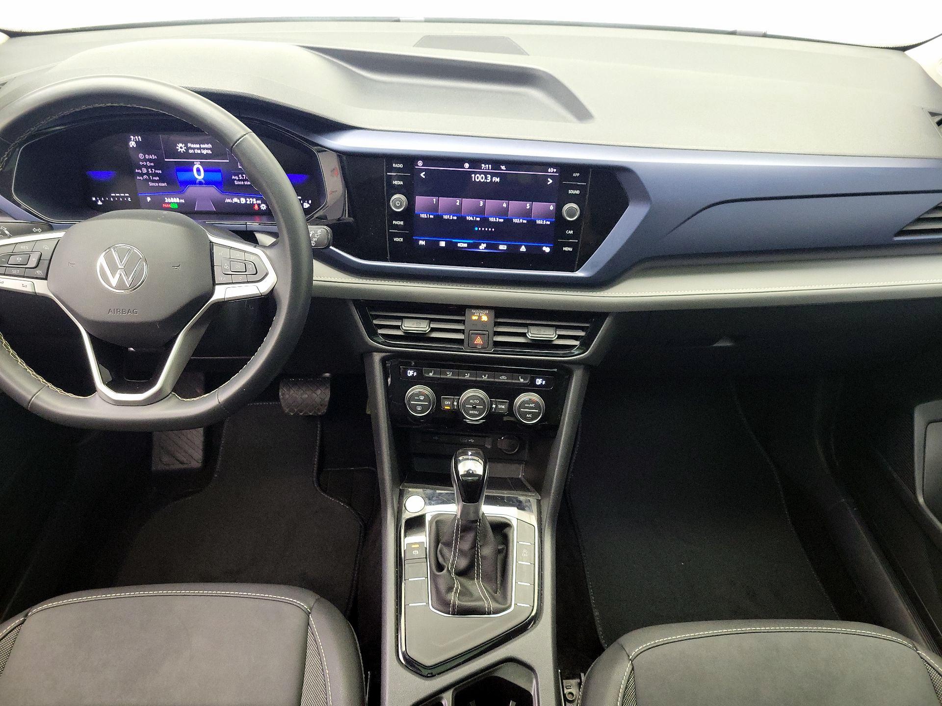 Thumbnail: 2024 Volkswagen Taos - 9