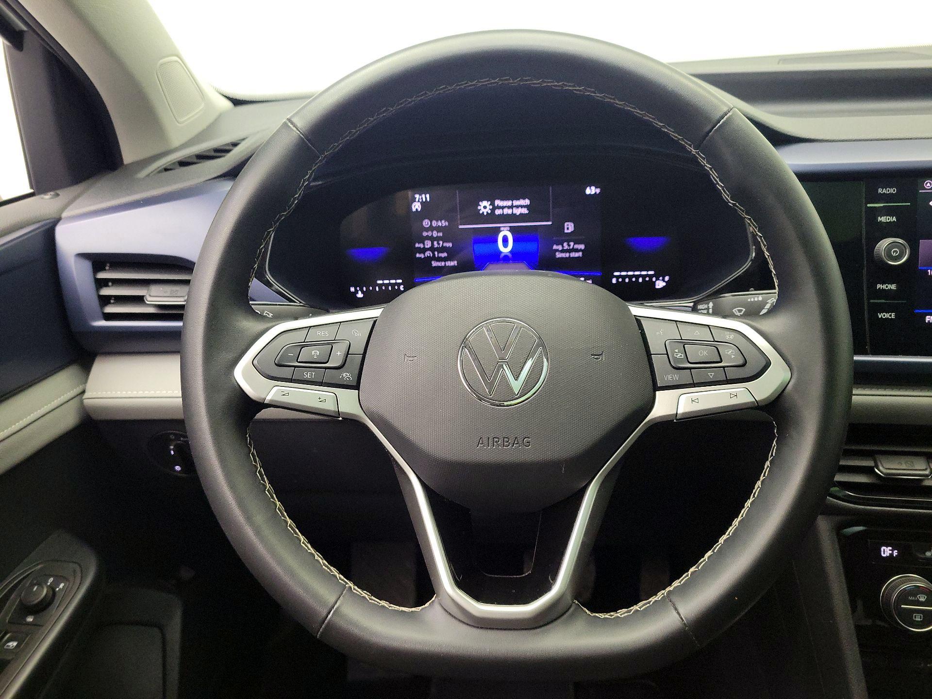 Thumbnail: 2024 Volkswagen Taos - 10